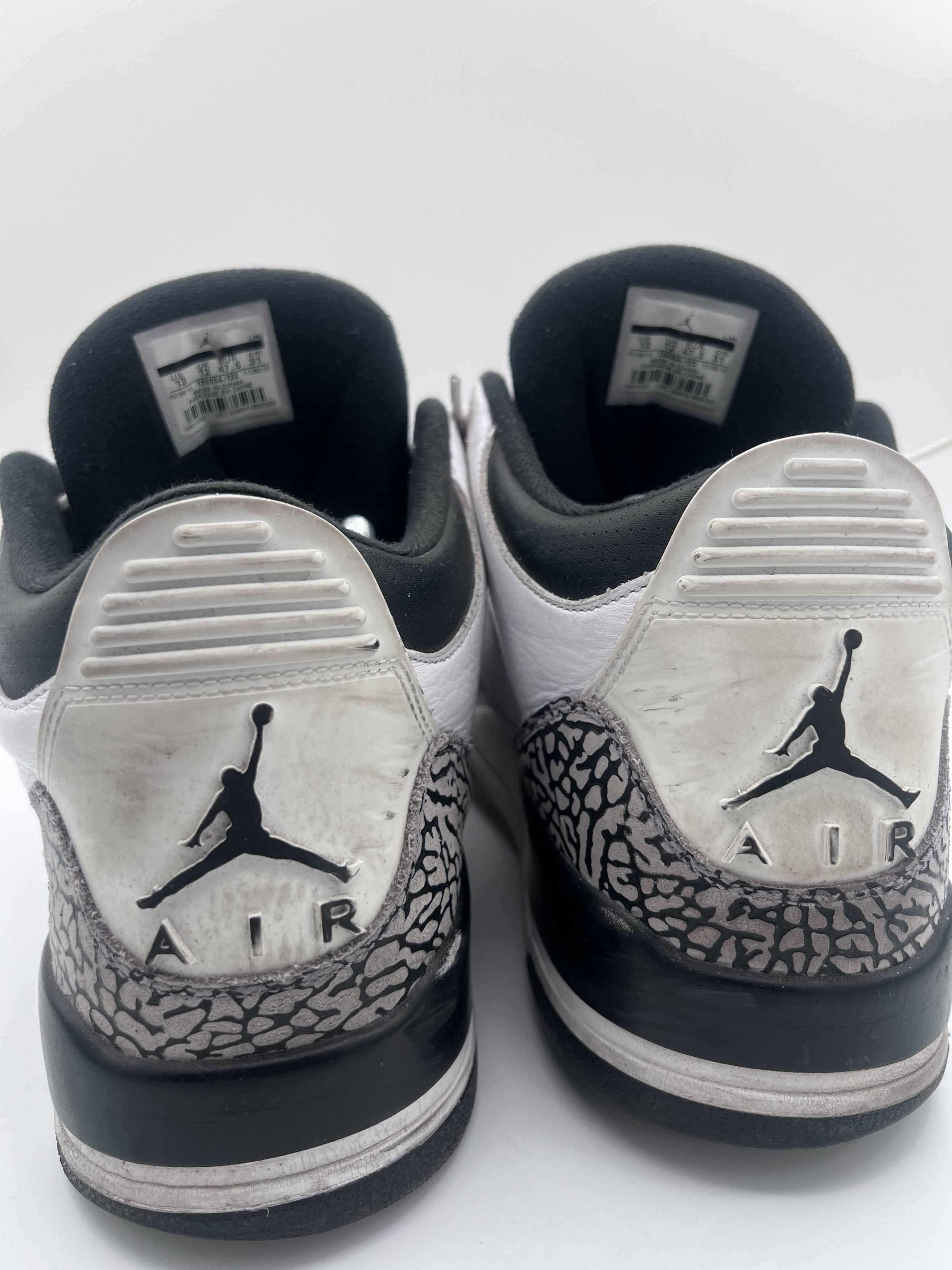 Jordan Brand Jordan 3 Retro Infrared 23 White 136064-123 Mens Size 13 Size US 13 / EU 46 - 3 Thumbnail