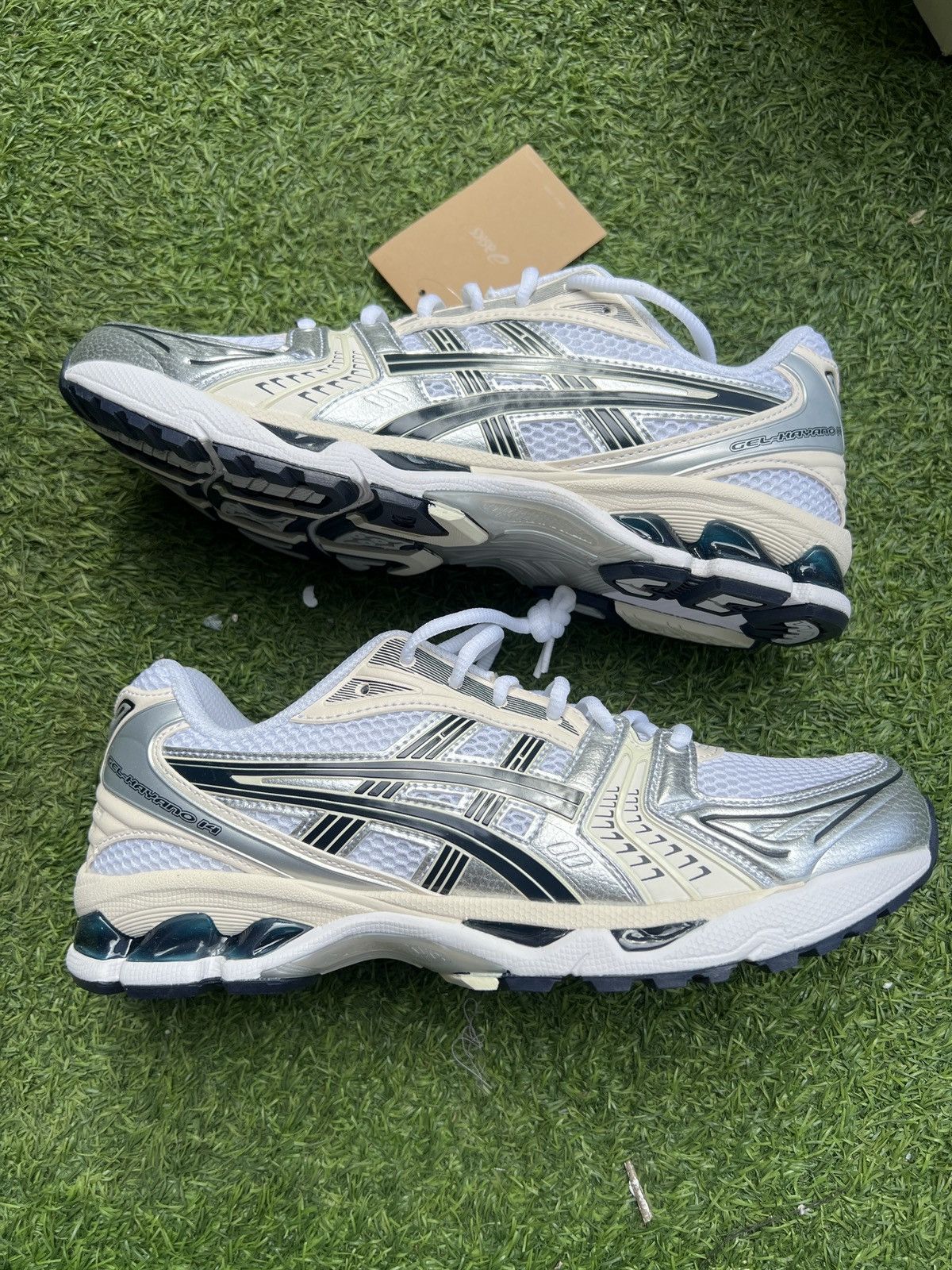 Asics Asics Gel Kayano 14 White Midnight 1202a056 Size US 9 / EU 42 - 2 Thumbnail