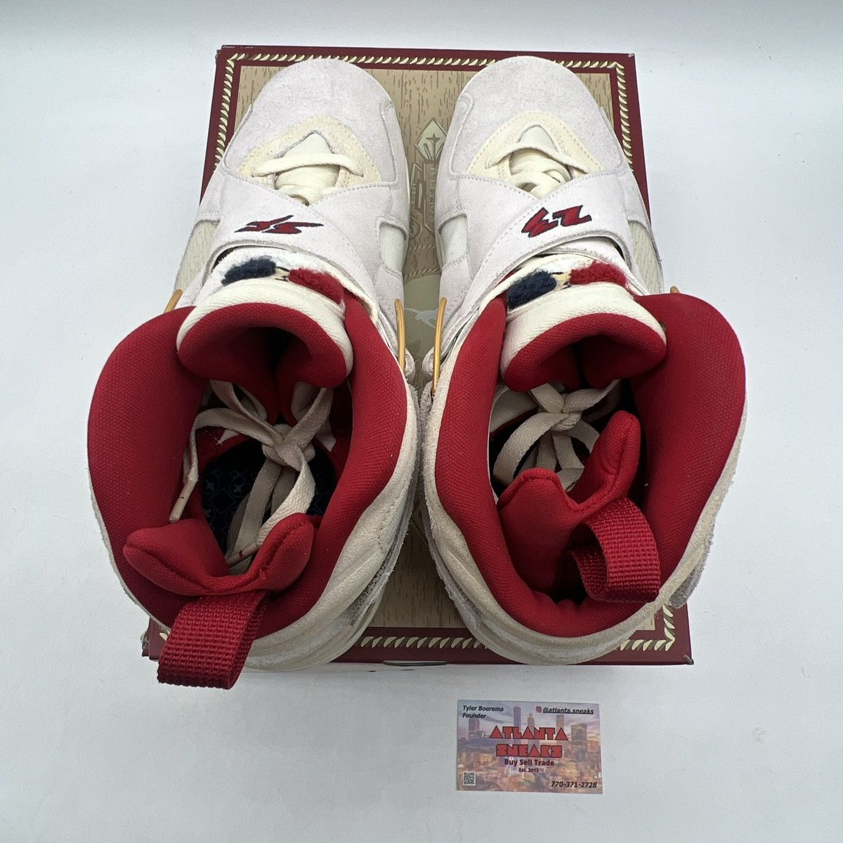 Jordan Brand Solefly x air Jordan 8 mi es su casa Size US 11 / EU 44 - 7 Thumbnail