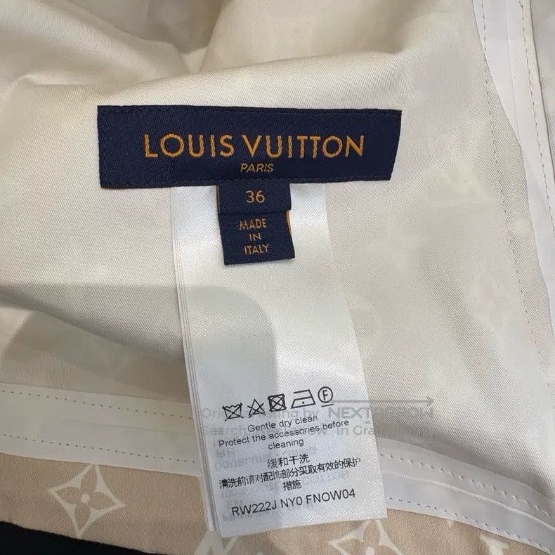 Louis Vuitton Louis Vuitton 22 logo full-print color-block hooded zipper Size XS / US 0-2 / IT 36-38 - 8 Thumbnail