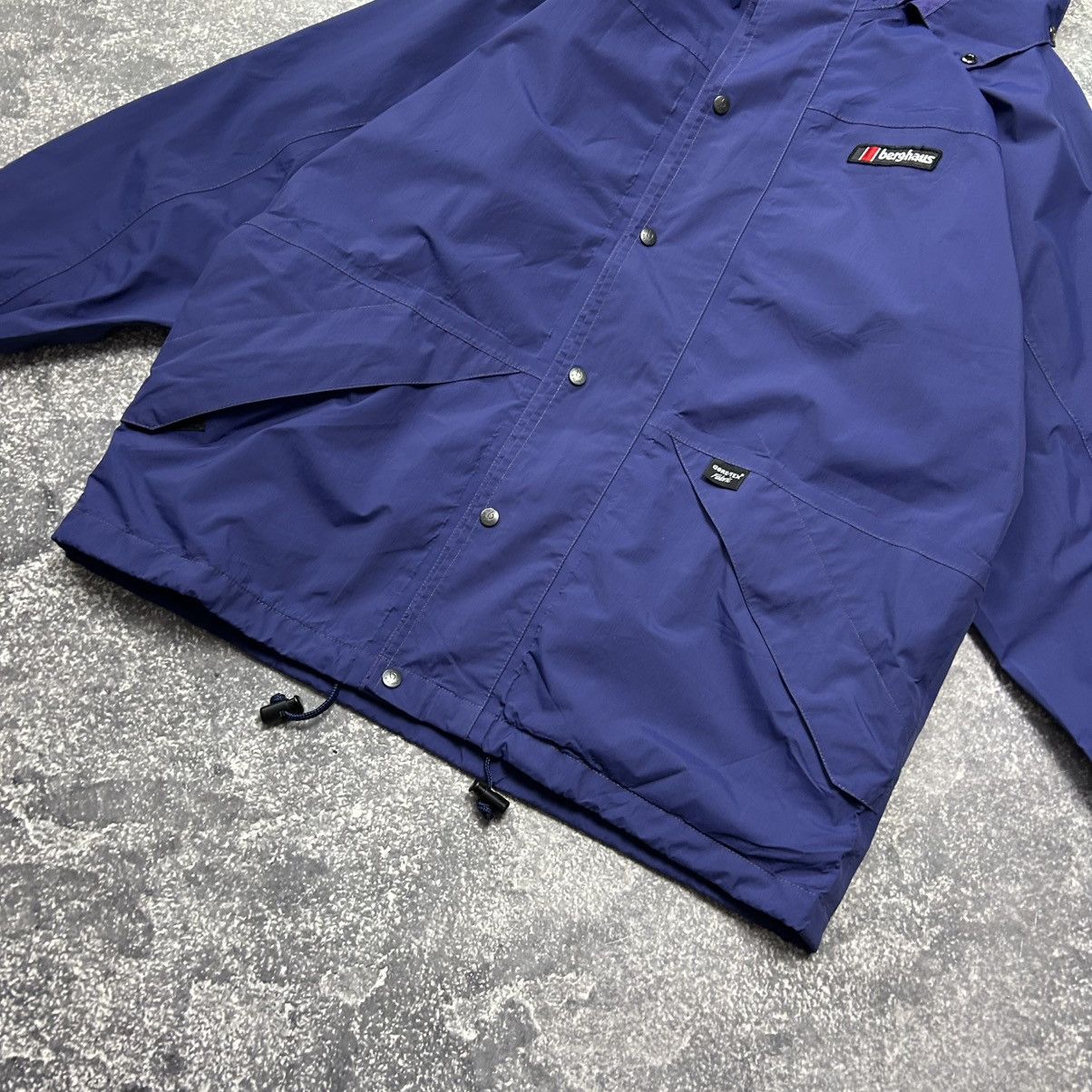 Berghaus Vintage Berghaus Gore Tex 90’s Outdoor Jacket size S Size US S / EU 44-46 / 1 - 3 Thumbnail