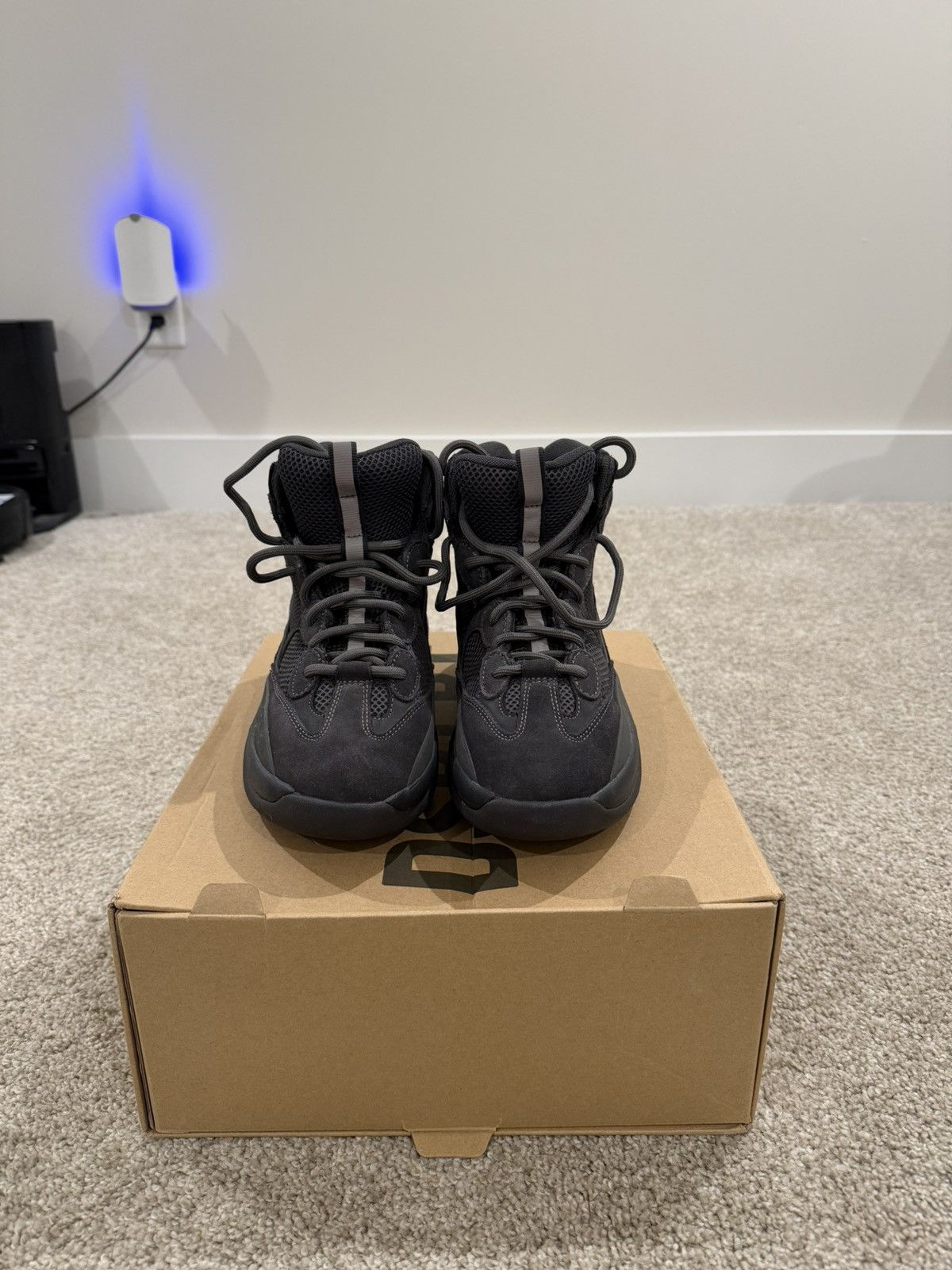 Yeezy Yeezy Season 6 Desert Boot “Graphite” Size US 8.5 / EU 41-42 - 3 Thumbnail