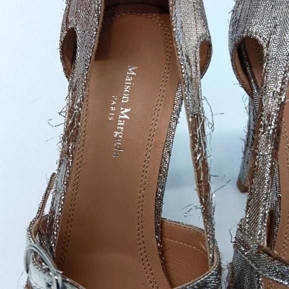 Maison Margiela Maison Margiela Distressed Metallic Mary Jane Pumps -EU36 Size US 6 / IT 36 - 10 Thumbnail