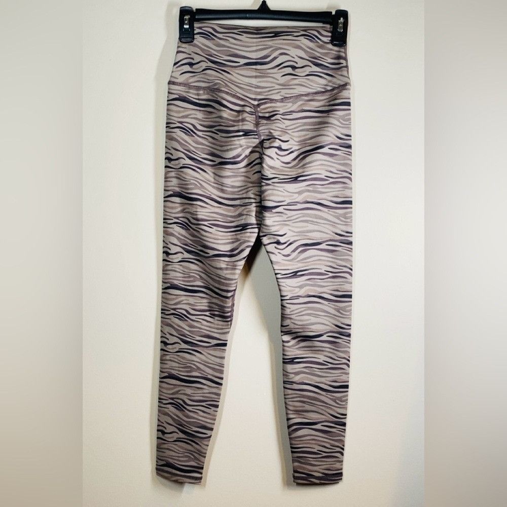 Other Sunzel Athletic Leggings in Shades of Gray and Purple sz 6 Size 28" / US 6 / IT 42 - 5 Thumbnail