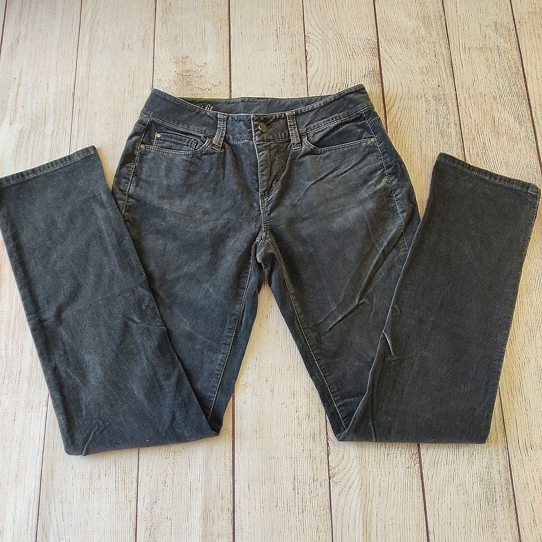 Ann Taylor Ann Taylor Curvy Fit gray velvet straight leg jeans 0P Size 25" / US 0 / IT 36 - 1 Thumbnail