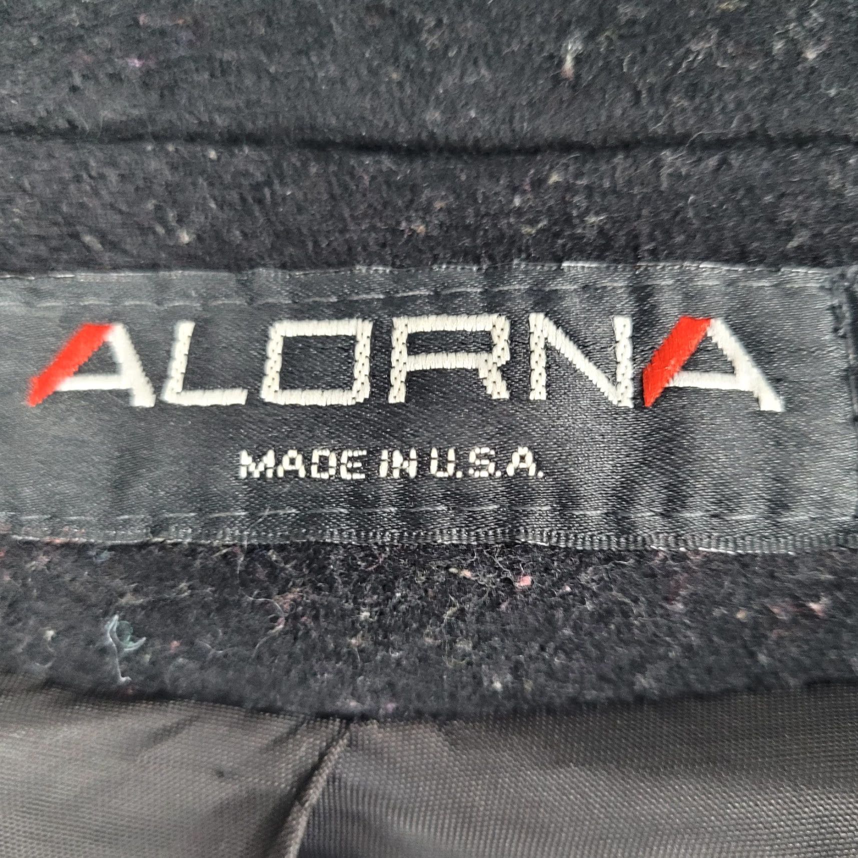Vintage VINTAGE Alorna Coat Overcoat Wool Blend Double Breasted Buttoned Black L Large Women Pit to Pit 21.5 Shoulder to Hem 35 Sleeve 23.5" (defect) Size L / US 10 / IT 46 - 3 Thumbnail