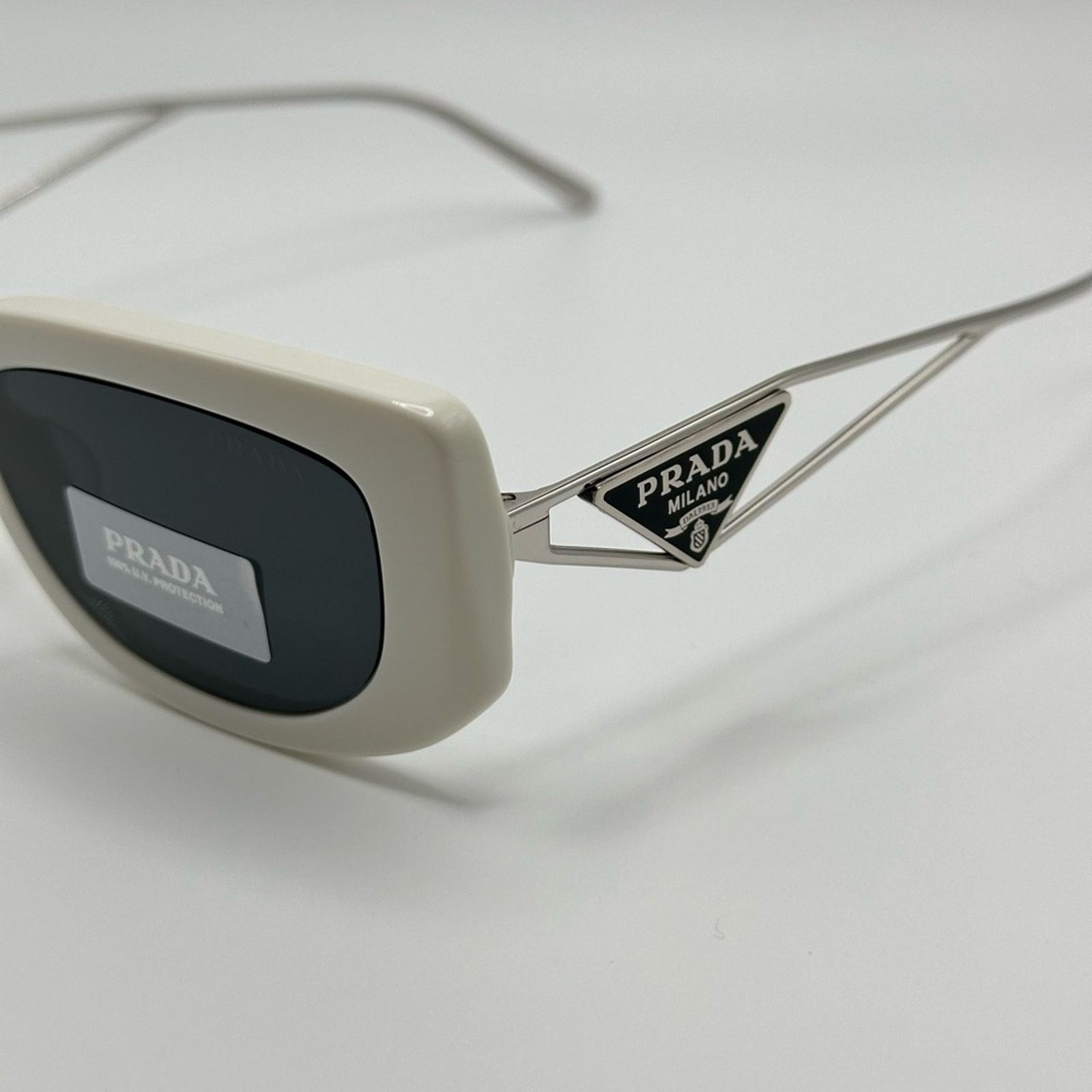 Prada NEW PRADA PR14YS 1425S0 Talc/Dark Grey Women Sunglasses Size ONE SIZE - 4 Thumbnail