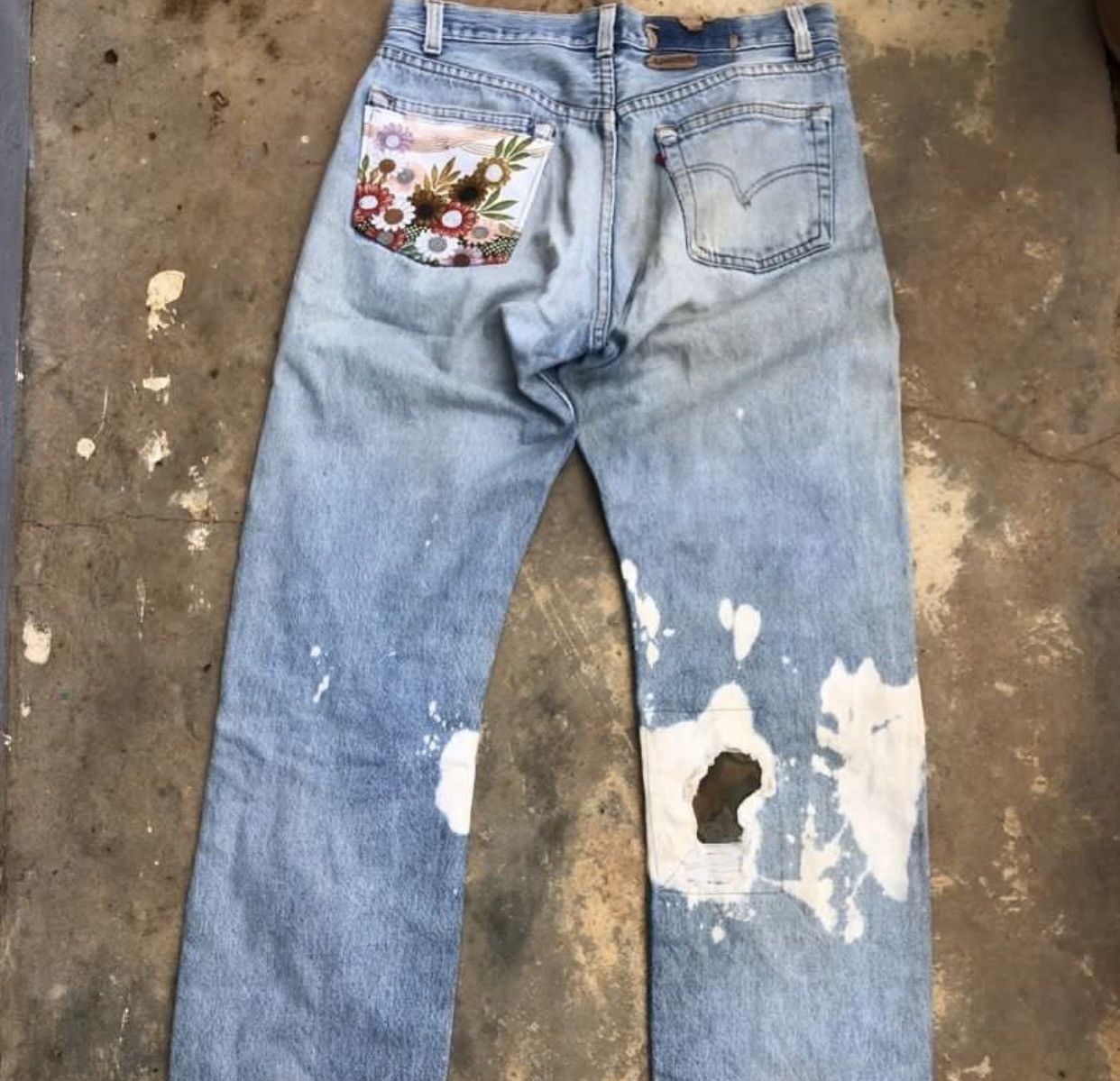 Levi's DESTROY VINTAGE 80 LEVIS 501 fly button distressed REWORK B1 Size US 31 - 7 Thumbnail