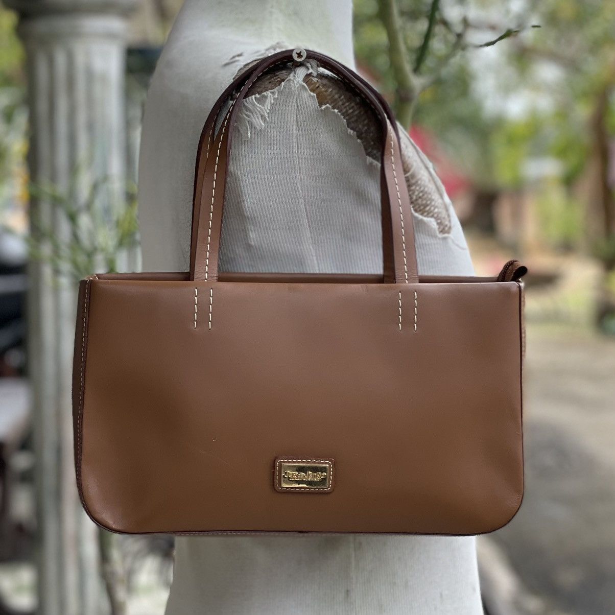 Designer × Japanese Brand × Mr. Junko VINTAGE JUNKO KOSHINO JAPAN DESIGNER LEATHER SMALL HANDBAG Size ONE SIZE - 2 Thumbnail