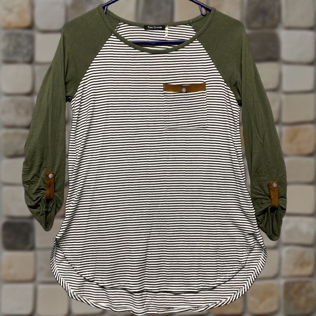 Vintage Pink Clover 3/4 Sleeve Pullover Women’s Solid Green w/White & Black Stripes XS T-Shirt Ladies Small/Medium Size XS / US 0-2 / IT 36-38 - 1 Thumbnail