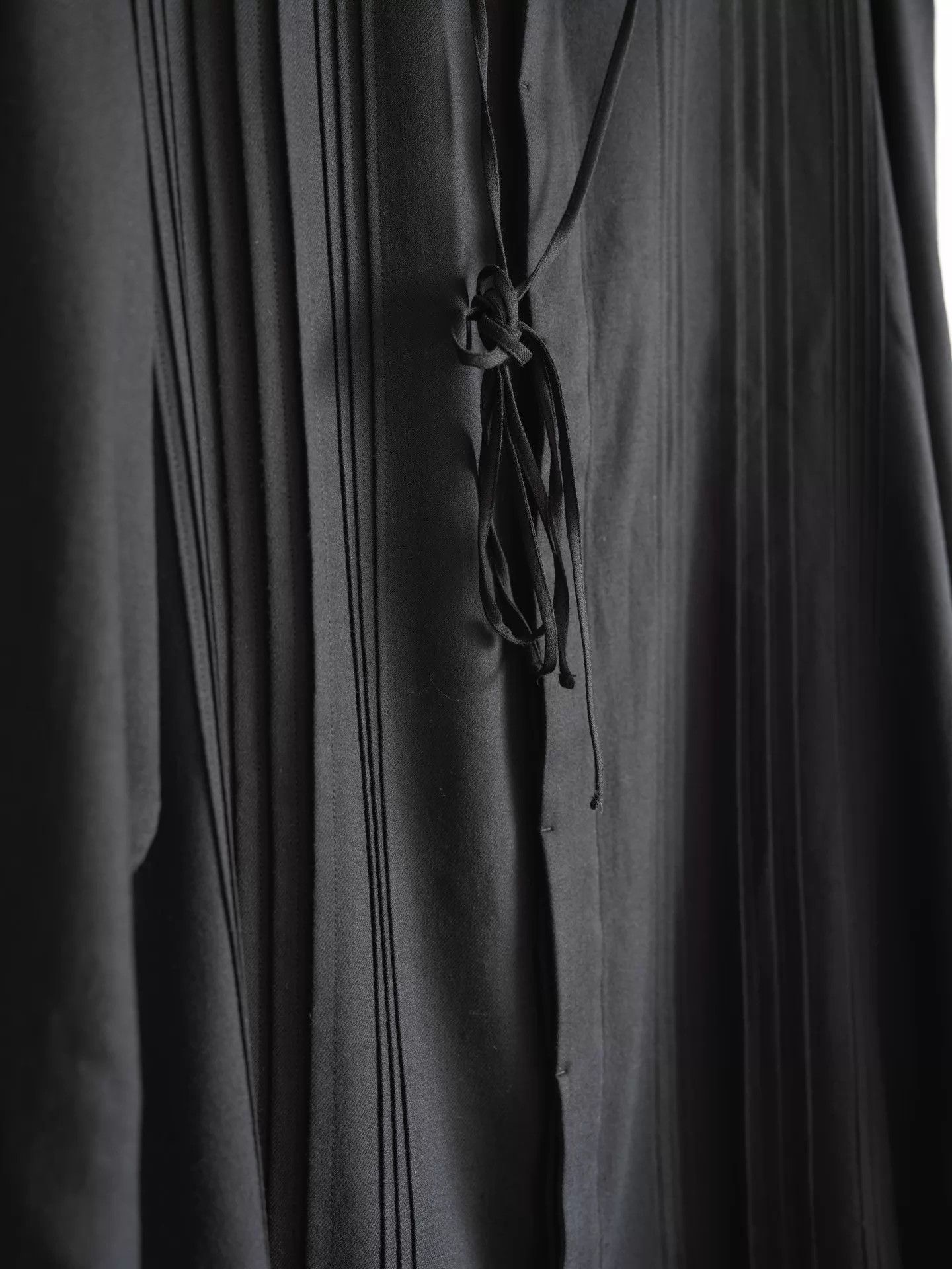 Yohji Yamamoto Yohji Yamamoto 22AW Pleated Knot Wool Long Shirt 3 Size US L / EU 52-54 / 3 - 5 Thumbnail