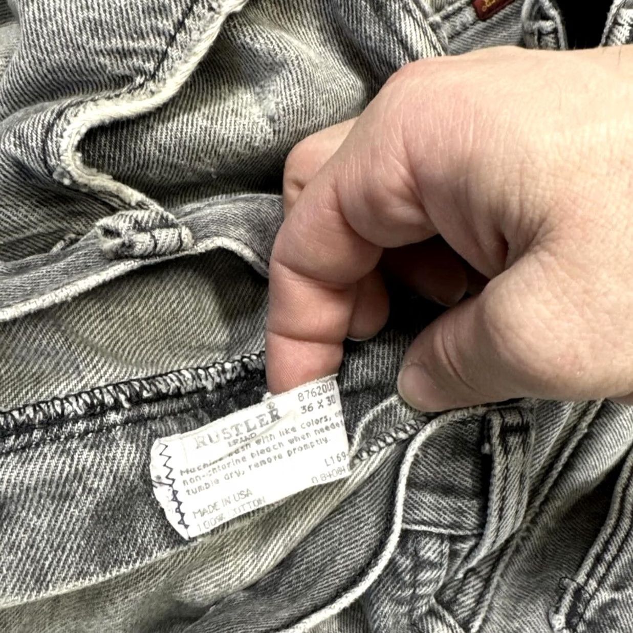 Denime VINTAGE Rustler Jeans Mens 36x30 Gray Distressed Made USA Straight Leg 90s Denim Shirt Size US 36 / EU 52 - 2 Thumbnail