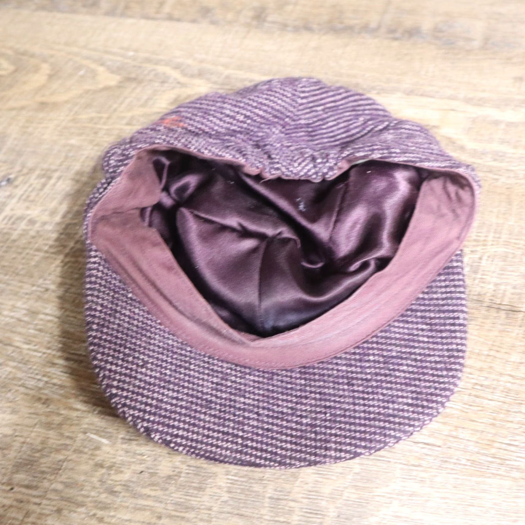 Gap GAP Hat Corduroy Baseball Cap Adult M Purple Women Hat Corduroy Baseball Cap Purple GAP Women M Size Size ONE SIZE - 5 Thumbnail