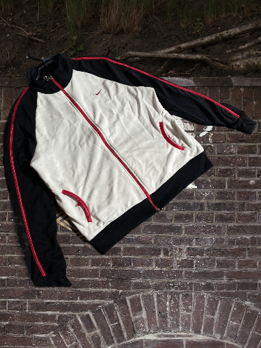 Nike × Vintage Vintage Nike Zip-Up Hoodie Embroidered Logo Y2K 90s Hype Size US L / EU 52-54 / 3 - 1 Thumbnail