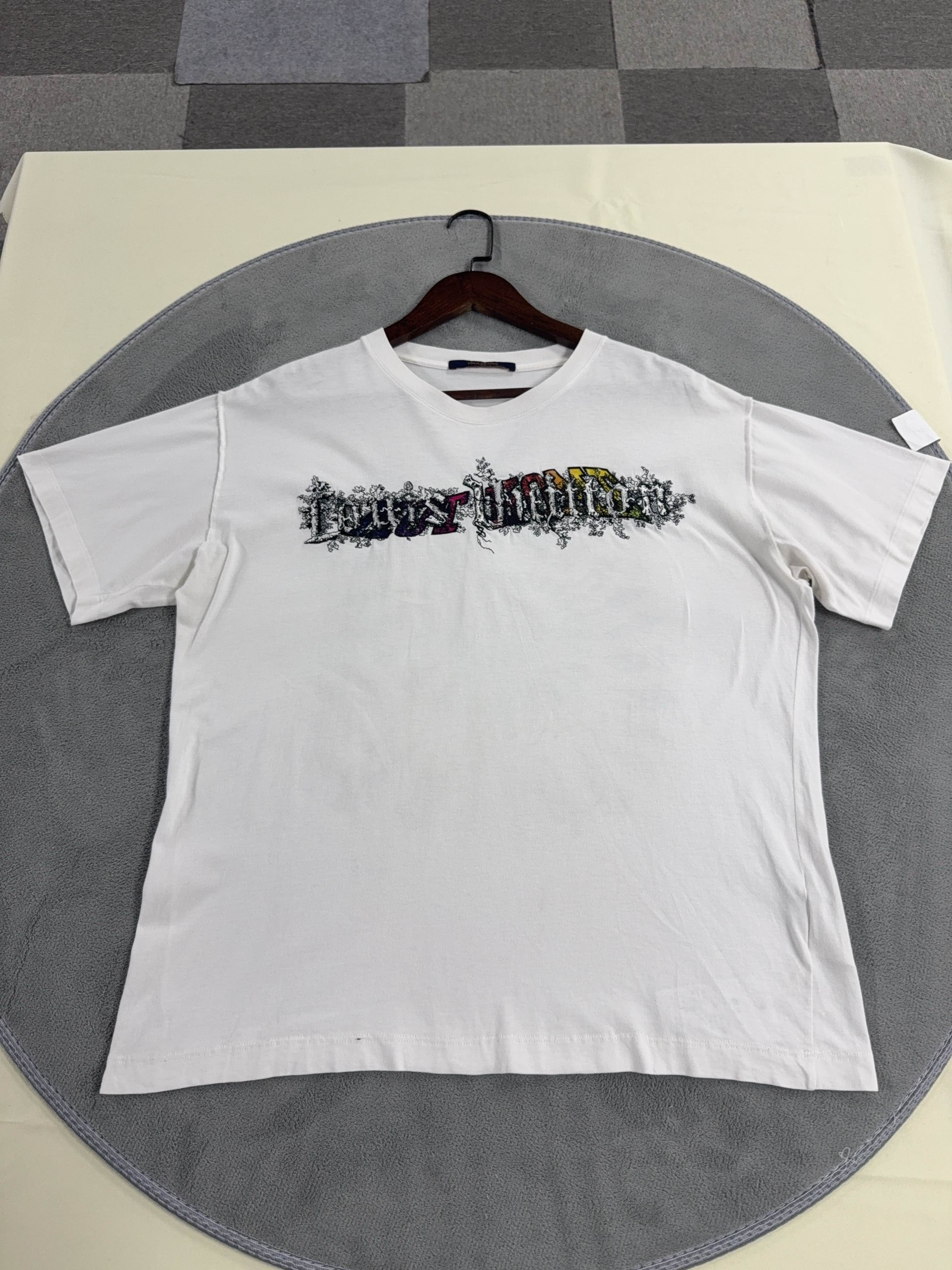 Louis Vuitton Louis Vuitton Wizard of Oz T-Shirt White Size L Size US L / EU 52-54 / 3 - 1 Thumbnail