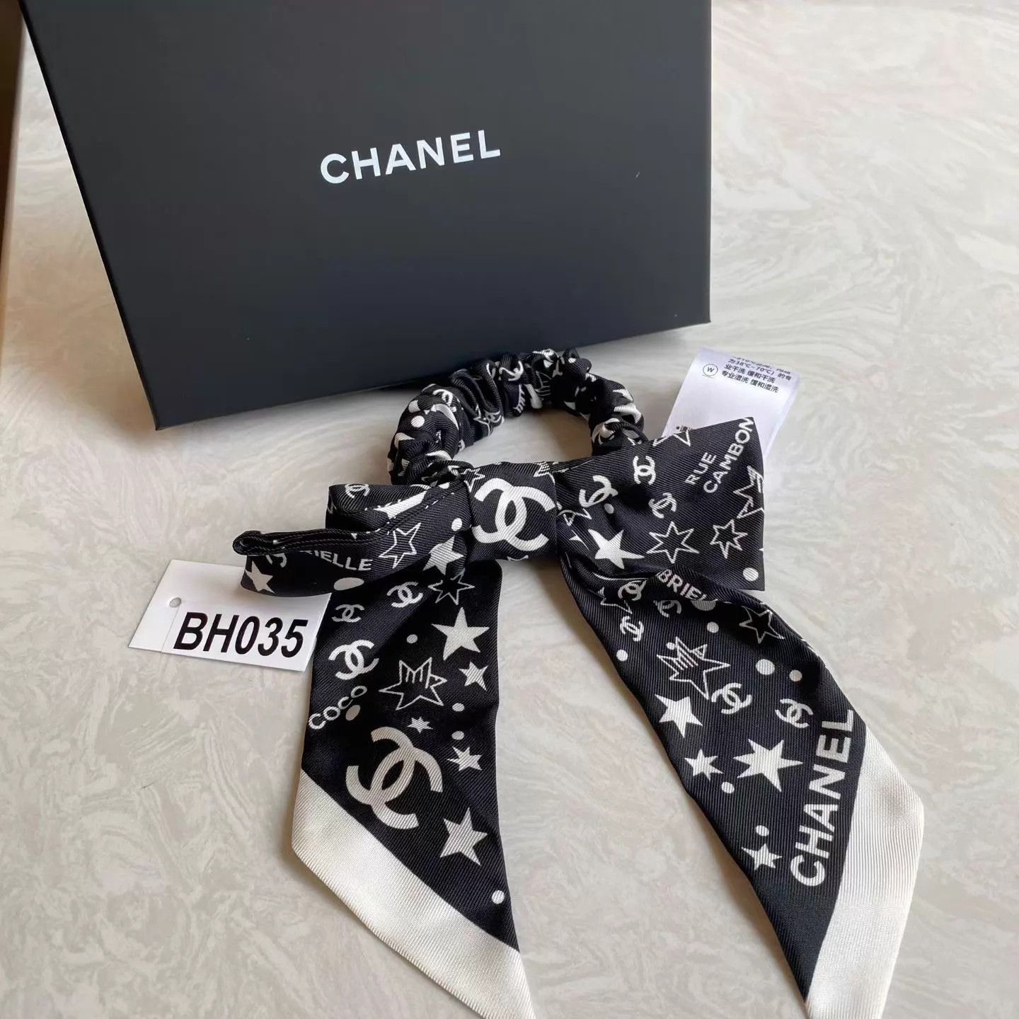 Chanel CHANEL Classic Black & White CC Star Bow Hair Tie Size ONE SIZE - 3 Thumbnail