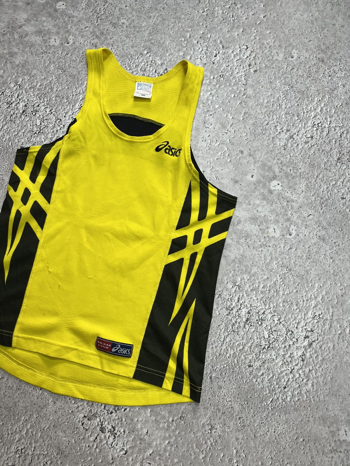 Asics Vintage Asics Team Line Running Tank Top Size M Hong Kong Size M / US 6-8 / IT 42-44 - 2 Thumbnail