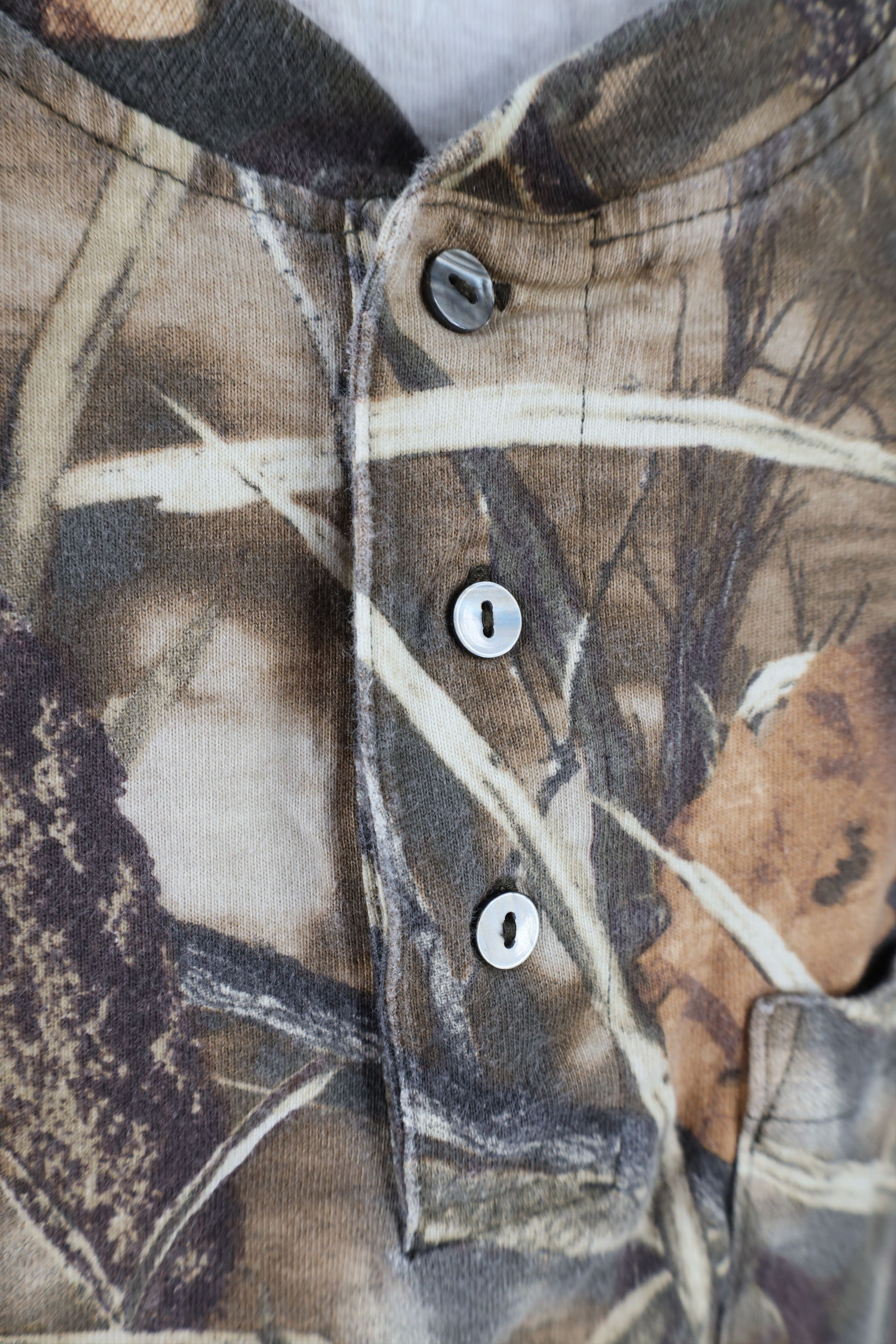Vintage Vintage Streetwear Camouflage Long Sleeve Henley T-Shirt Size US XXL / EU 58 / 5 - 4 Thumbnail