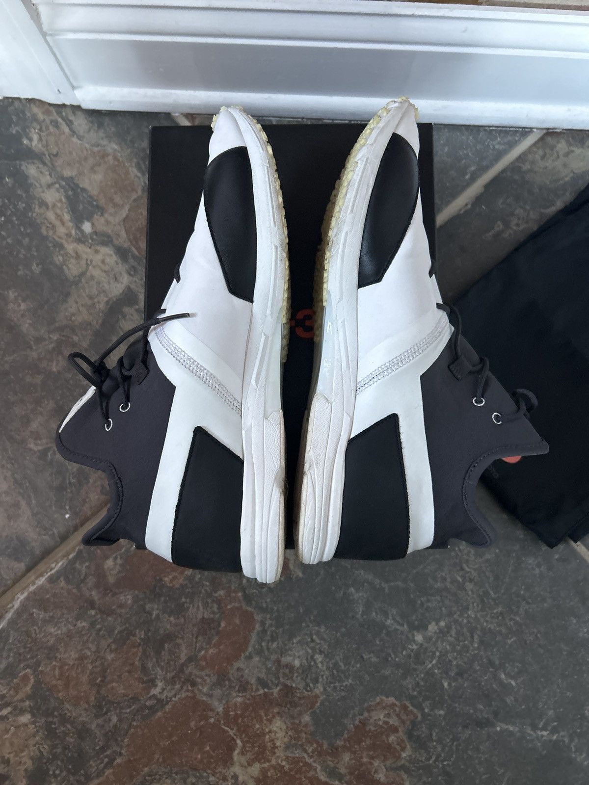 Y-3 Y-3 ARC RC Colorblock pattern black and white sneakers Size US 10 / EU 43 - 6 Thumbnail