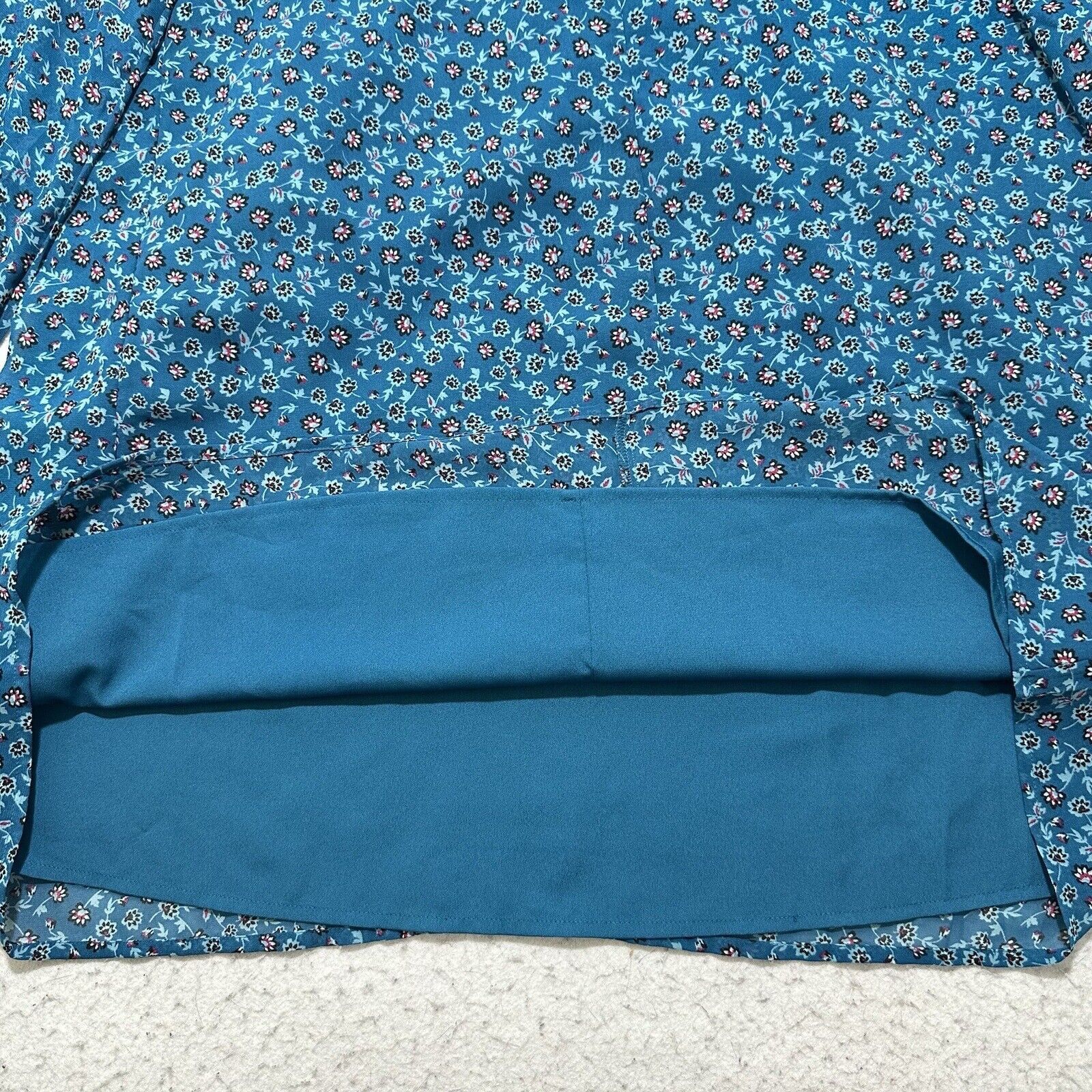 Other Time & Tru Medium Blue Colorful Floral V-Neck A-Line Dress Size M / US 6-8 / IT 42-44 - 9 Thumbnail