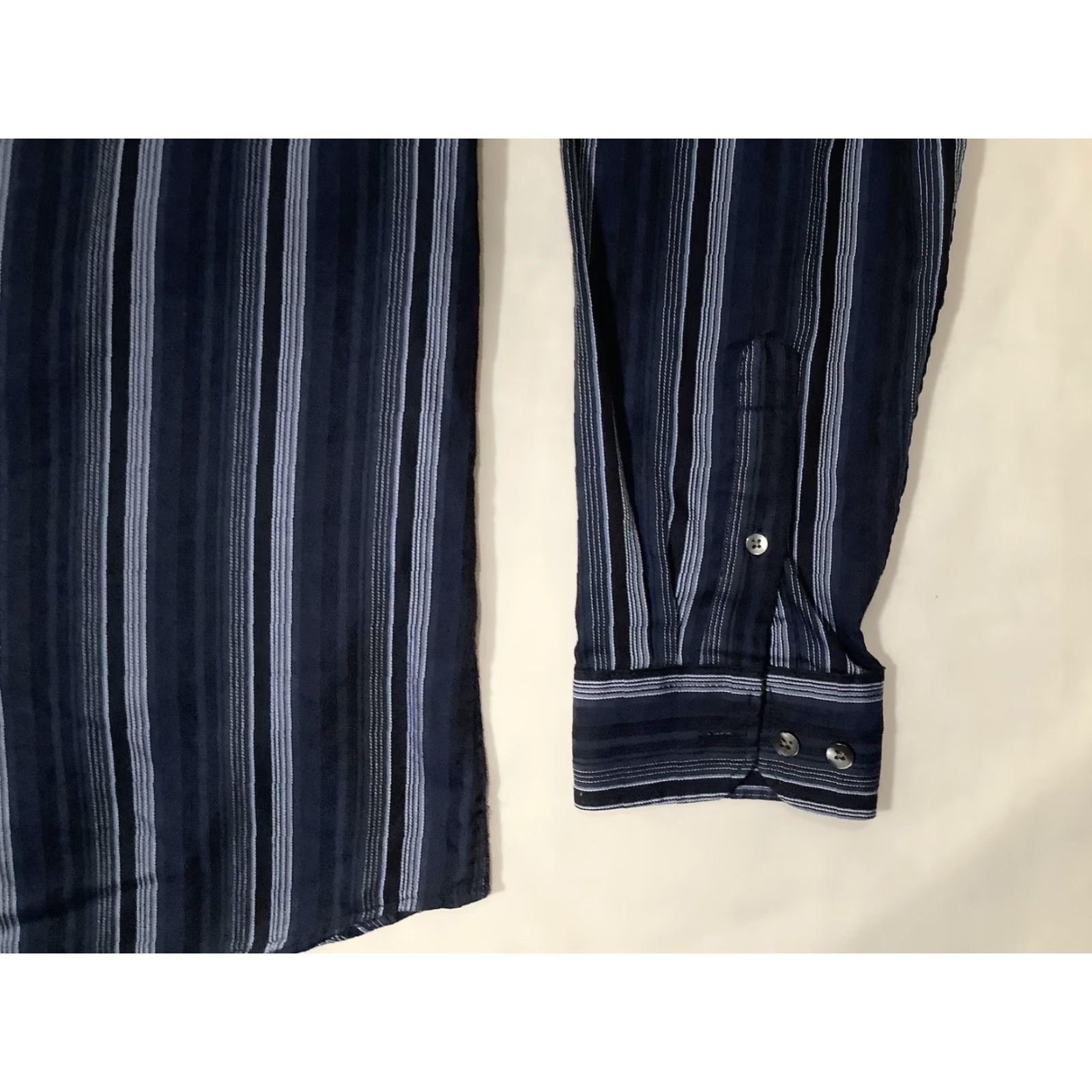 Van Heusen VINTAGE Van Heusen Shirt Mens XL Blue Stripe Long Sleeve Button Front Dress Collared Size 46R - 4 Thumbnail