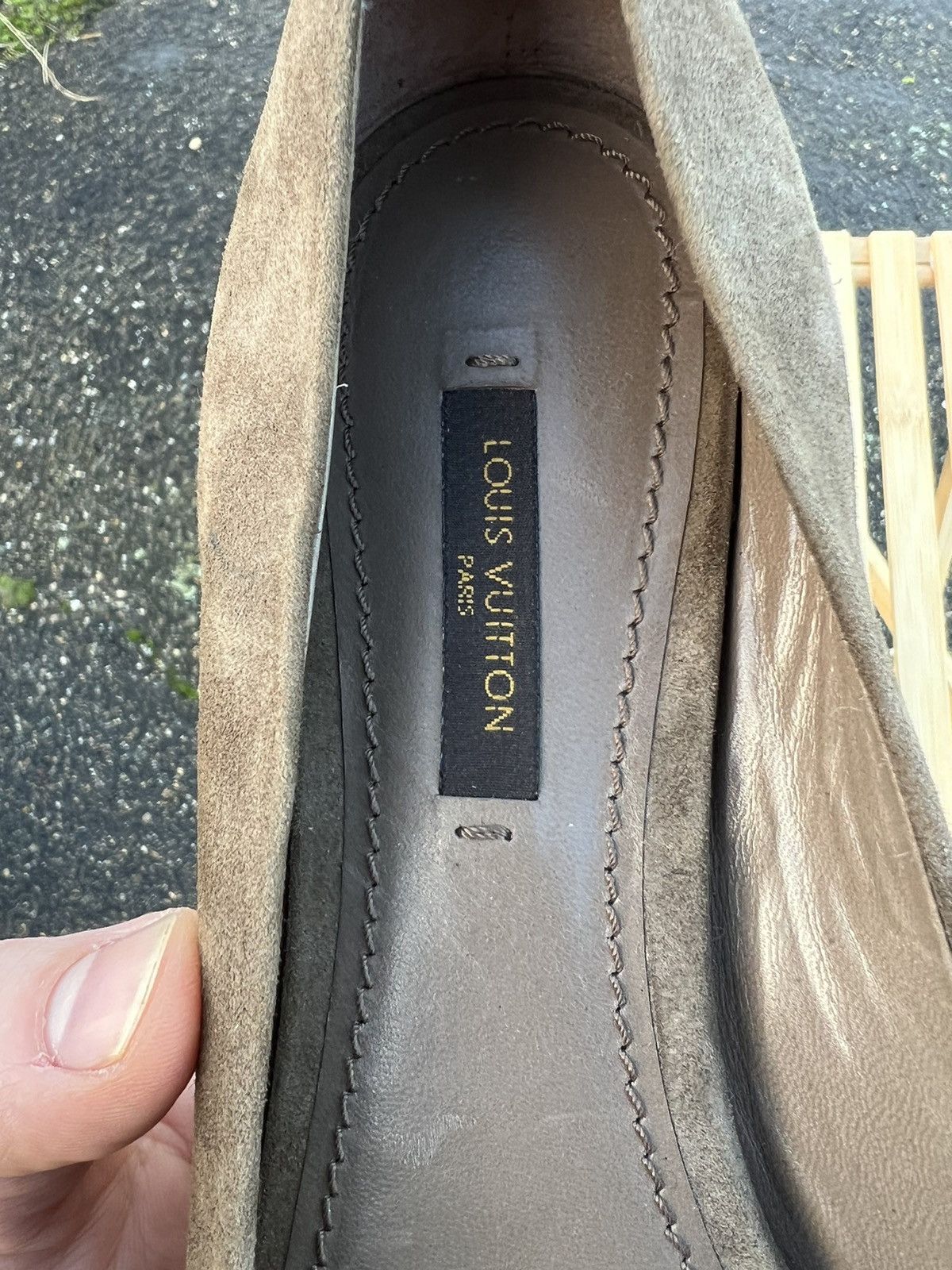 Louis Vuitton × Vintage Vintage Louis Vuitton Suede Flats Size 37 Size US 7 / IT 37 - 7 Thumbnail