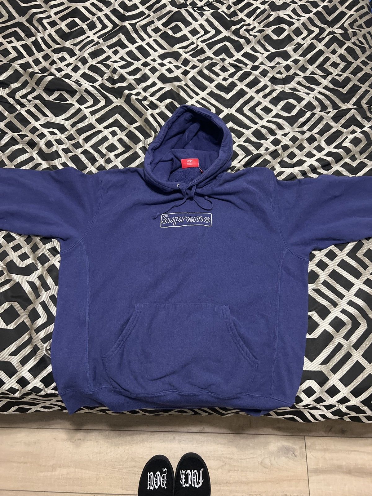 Kaws × Supreme SUPREME X KAWS NAVY BLUE HOODIE Size US L / EU 52-54 / 3 - 7 Thumbnail