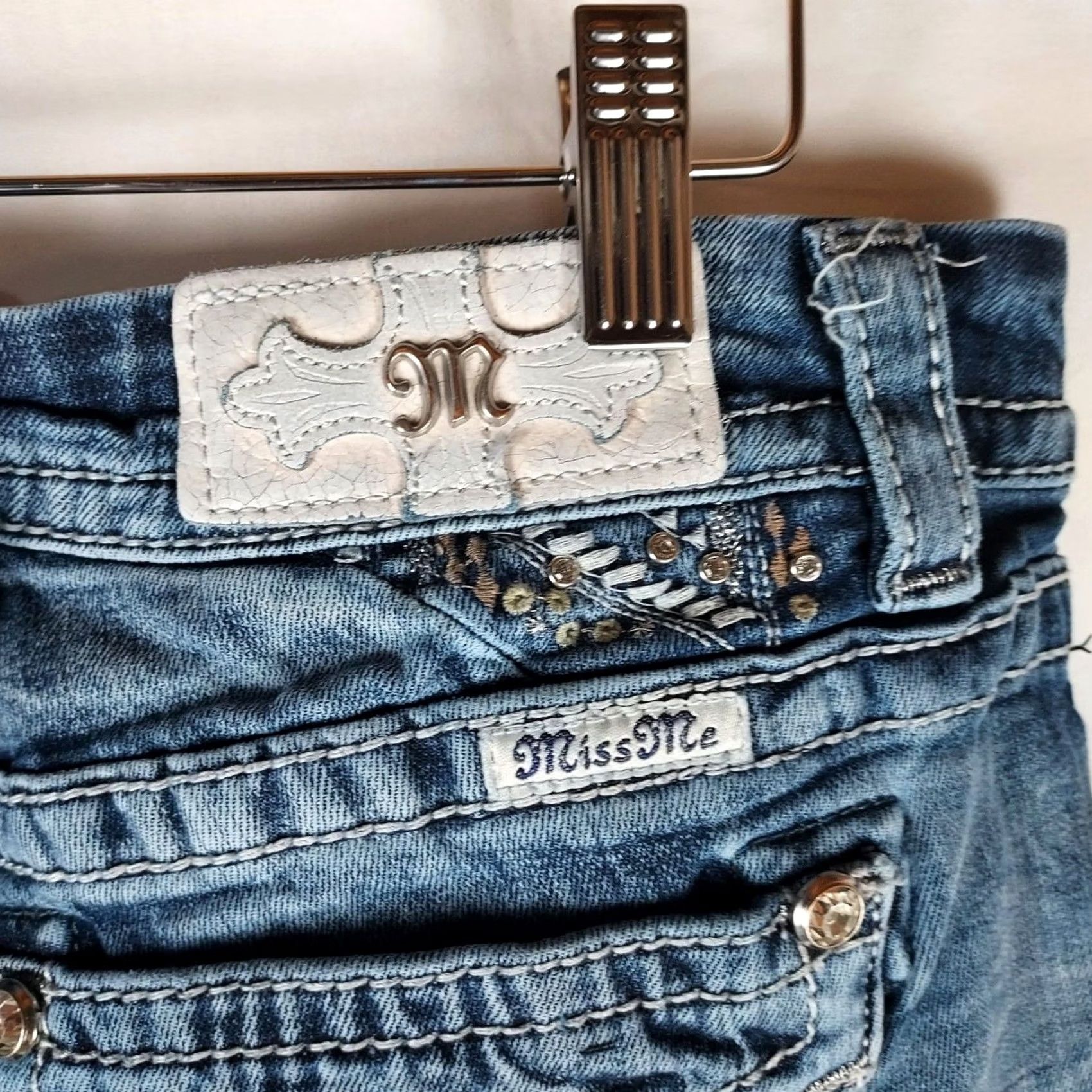 Miss Me Miss Me Easy Boot Mid Rise Bootcut Jeans 29 Women's Denim Blue Stretch Bling 5-Pocket Zip Slim Stability Size 29" - 6 Thumbnail