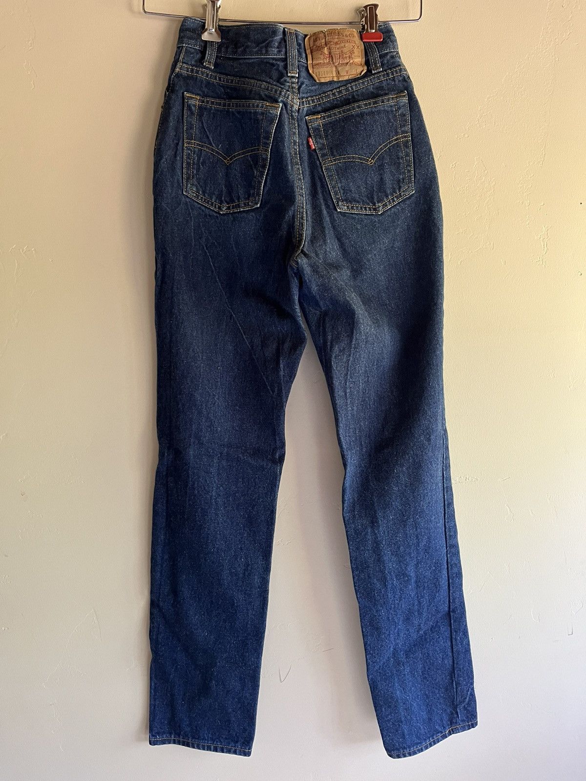 Levi's Vintage women’s Levi’s 501 22x30 high waisted made in USA Size 22" - 1 Thumbnail