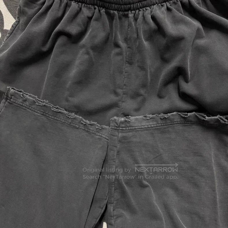 Balenciaga Balenciaga Black Distressed Print Pants. Size US 31 - 5 Thumbnail