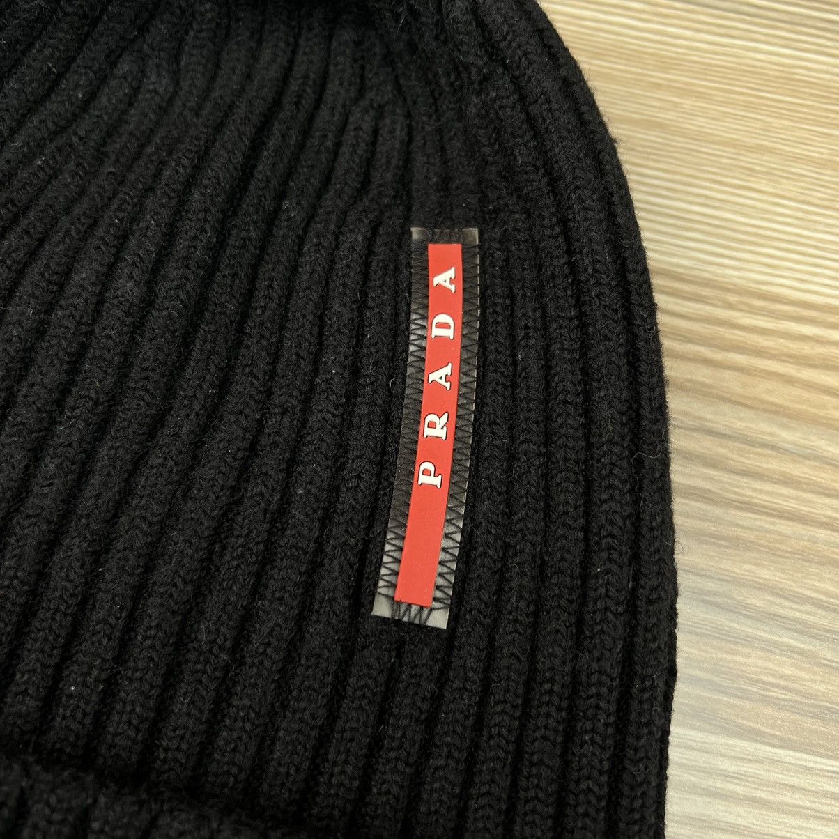 Prada Prada Beanie. Size ONE SIZE - 2 Thumbnail