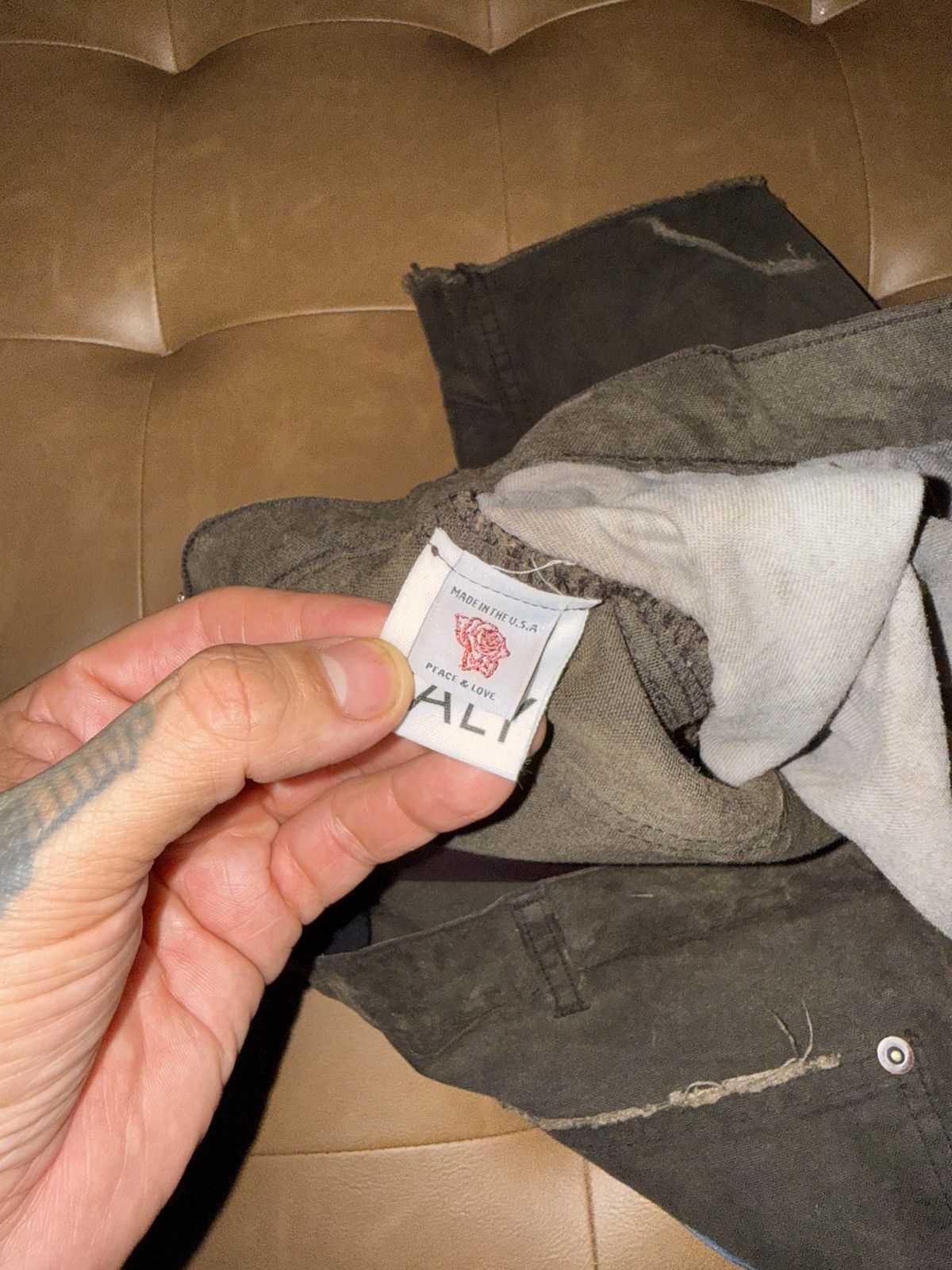 Paly Hollywood Sinned 4 nothing waxed canvas shorts Size US 34 / EU 50 - 7 Thumbnail