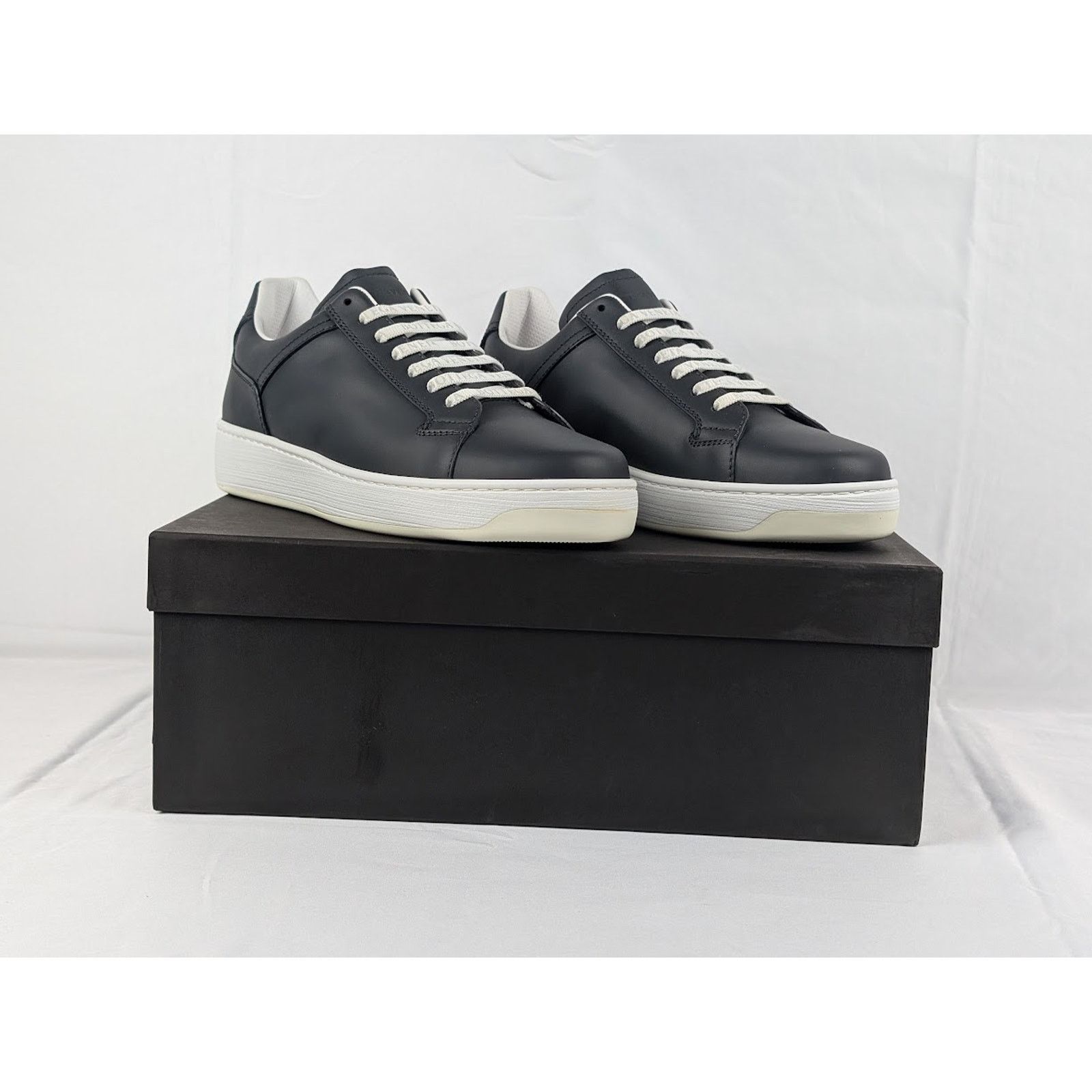 Bottega Veneta o1rshd1 Bolt Calf Low Top Sneakers in Ardoise Size US 7.5 / EU 40-41 - 13 Thumbnail