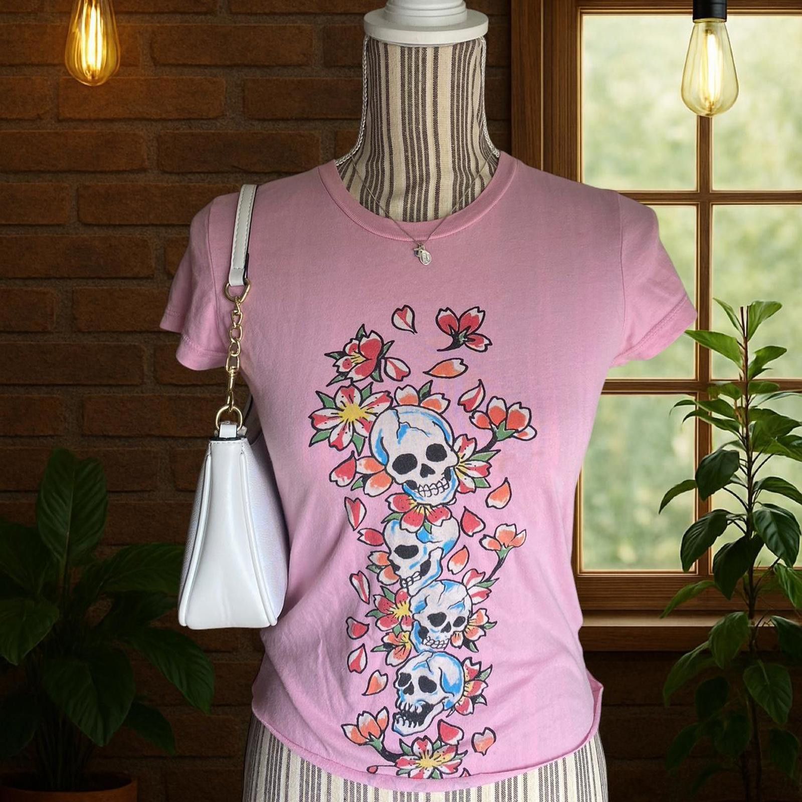 Ed Hardy Ed Hardy- Light pink baby tee with skull graphic Size S / US 4 / IT 40 - 1 Thumbnail