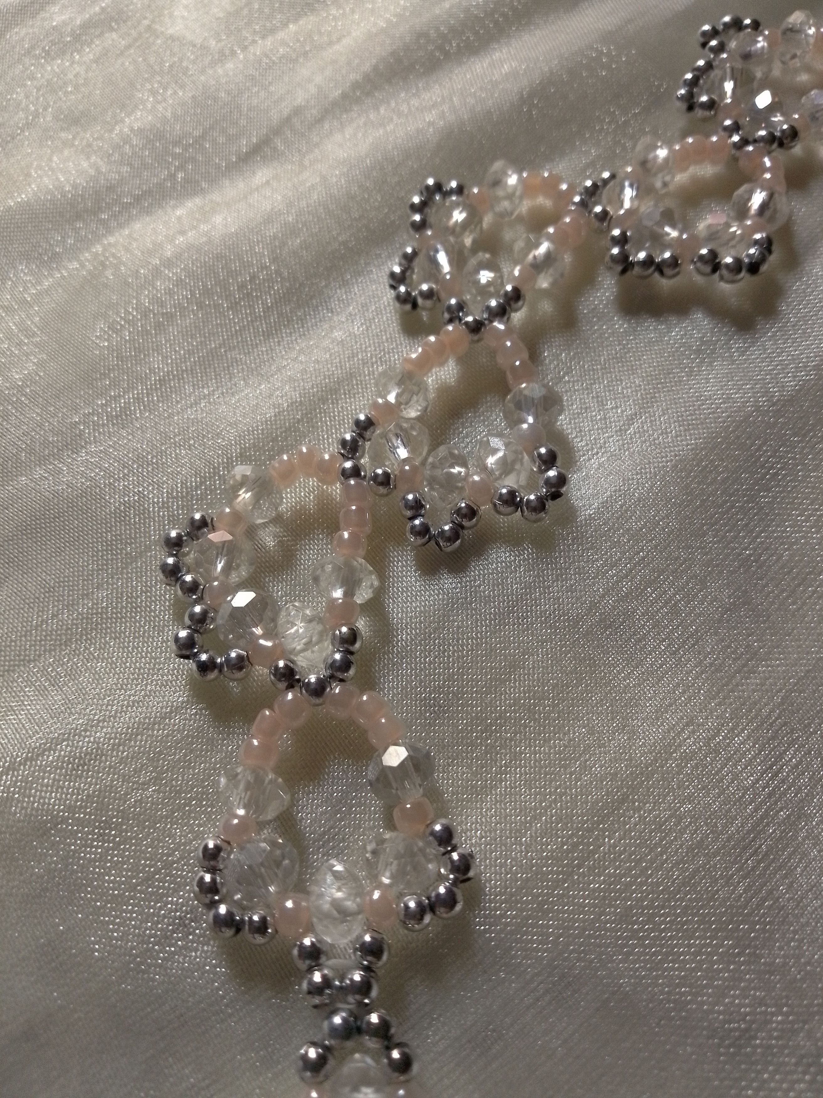 Handmade Necklace Earrings set Leafy pattern soft pink Crystal Size ONE SIZE - 8 Thumbnail