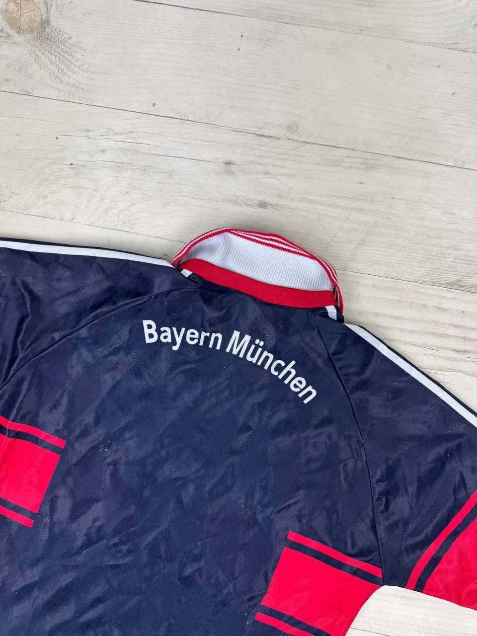 Adidas Vintage Adidas Bayern Munich 1997 1999 Home Shirt Jersey Size US S / EU 44-46 / 1 - 13 Thumbnail
