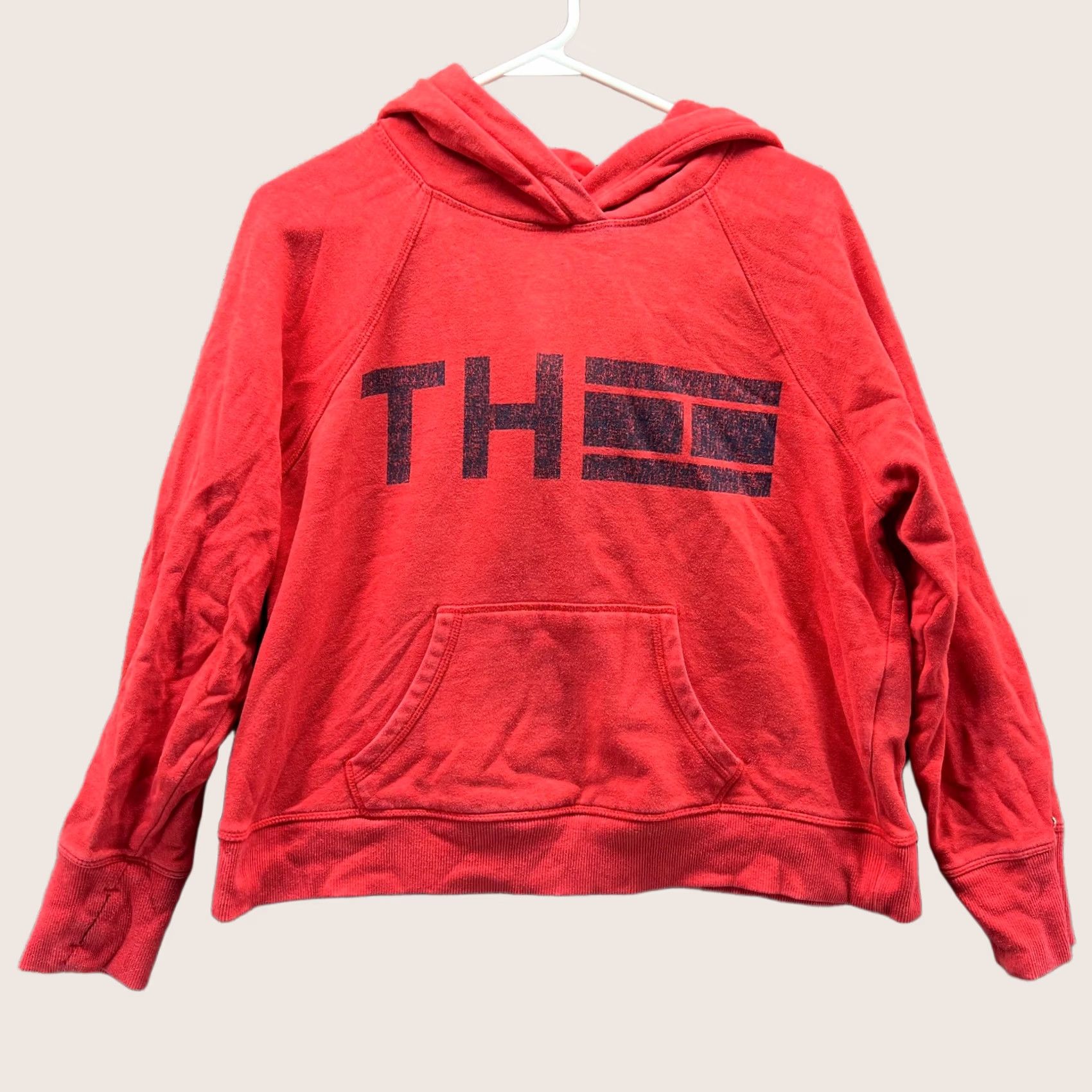 Tommy Hilfiger VINTAGE Tommy Hilfiger Hoodie Womens Large Red Fleece Pullover Sport Flag TH Sweatshirt Size L / US 10 / IT 46 - 1 Thumbnail