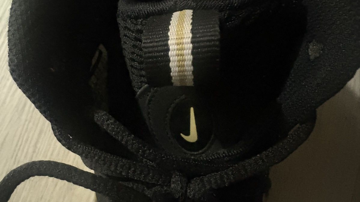 Nike Nike Foamposite one gold Size US 5 / IT 35 - 5 Thumbnail