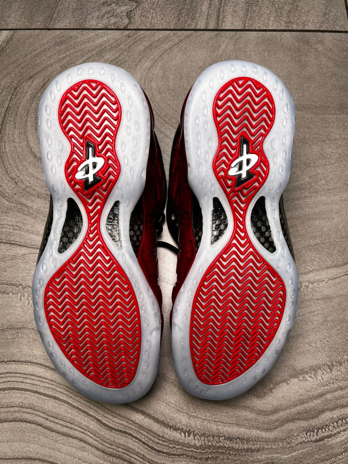 Nike Air Foamposite One Size US 11 / EU 44 - 6 Thumbnail