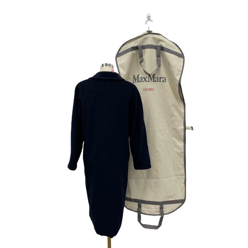 Max Mara Max Mara Black double-breasted coat Size XS / US 0-2 / IT 36-38 - 2 Thumbnail