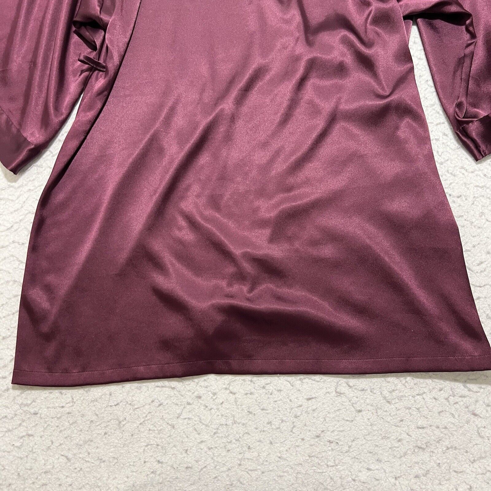 Victoria's Secret Victoria's Secret Silky Satin Sleepwear Lightweight Robe Top Size ONE SIZE - 13 Thumbnail