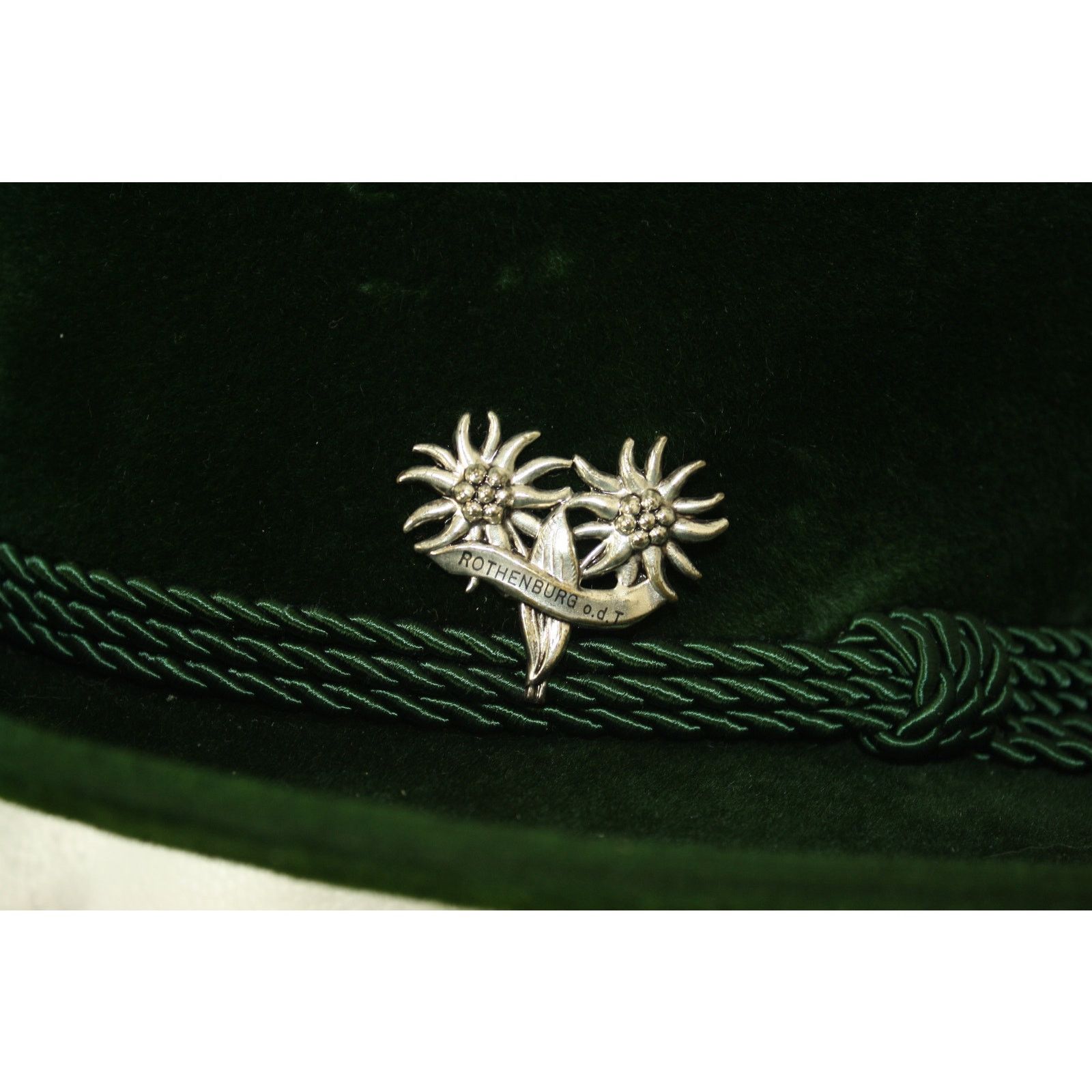 Vintage Vintage 1960s Rockel Echt Velour Green Tyrolean Hat Pin Size ONE SIZE - 3 Thumbnail