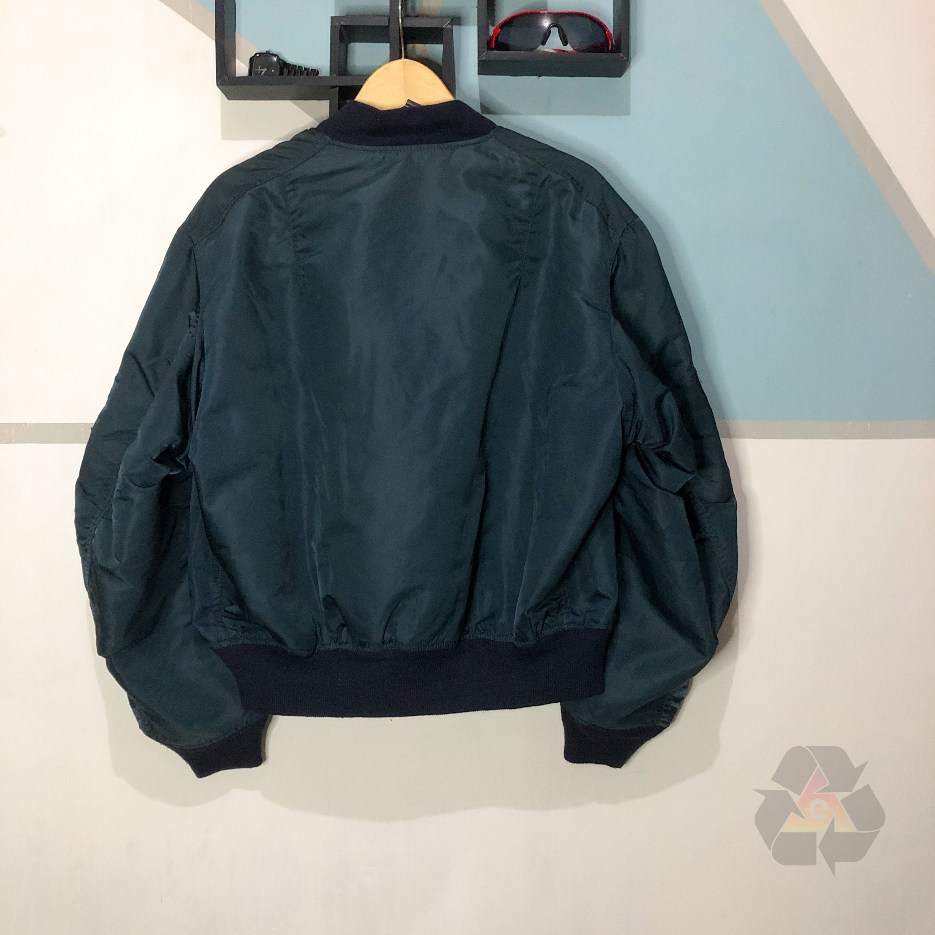 Alpha Industries Vintage Alpha Industries Flayer's Mil-J-82790J USAF MA-1 Size US XL / EU 56 / 4 - 12 Thumbnail