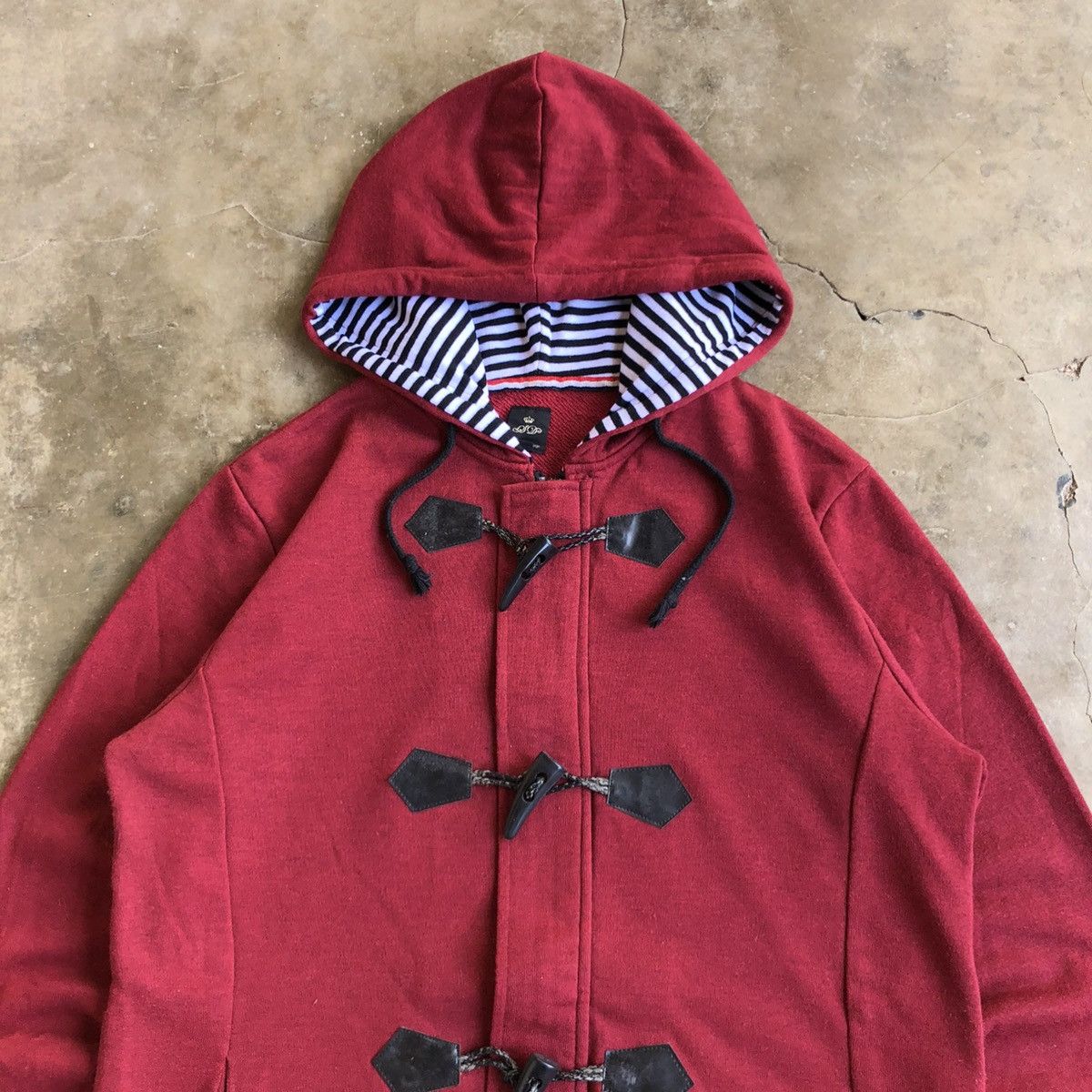 Japanese Brand 2000s Sematic Design Duffle Ziphoodie Jacket Red Maroon Lgb Size US M / EU 48-50 / 2 - 3 Thumbnail