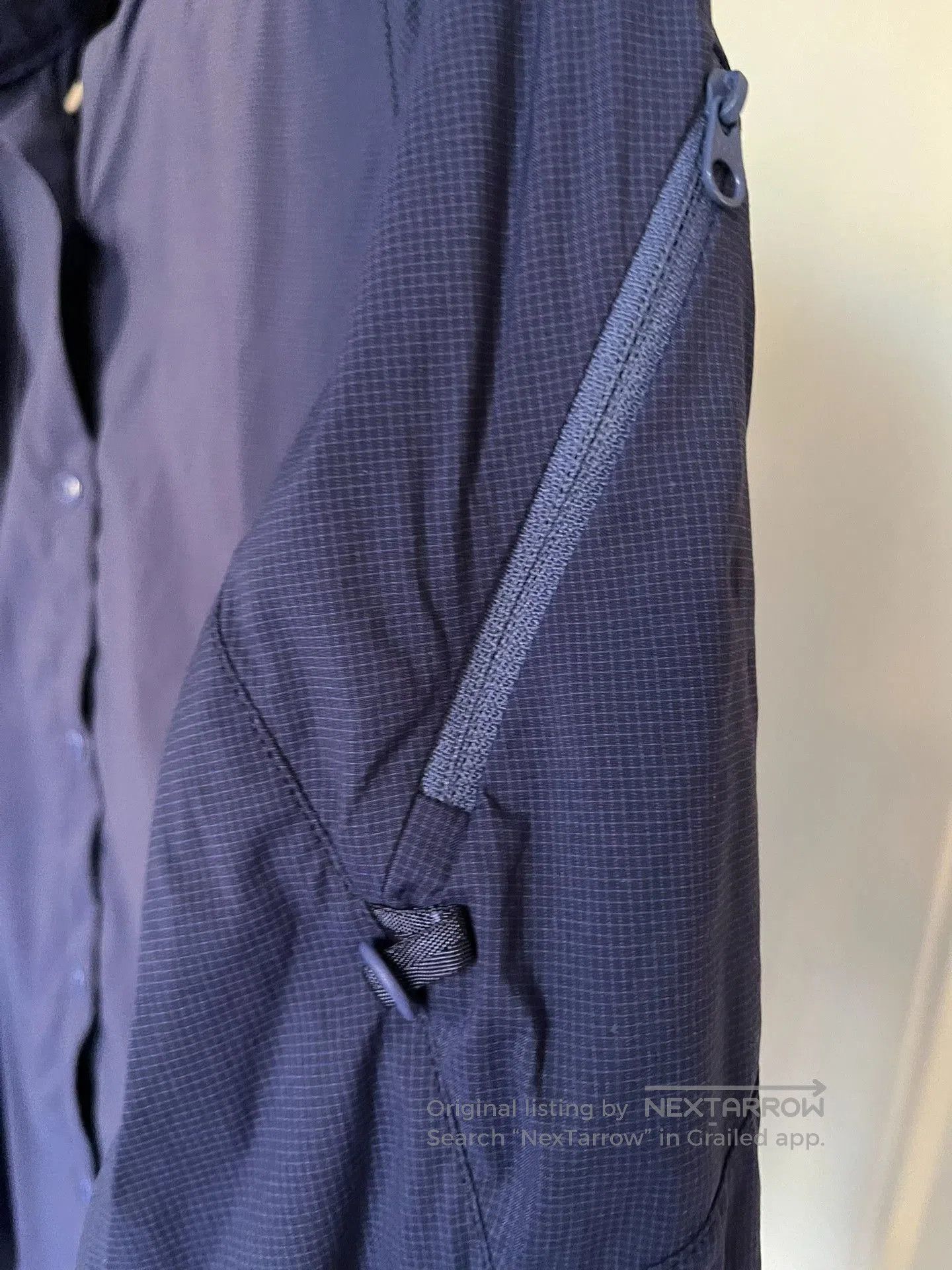 Arc'teryx Arcteryx Women's Discontinued Outdoor Shirt. Size S / US 4 / IT 40 - 3 Thumbnail