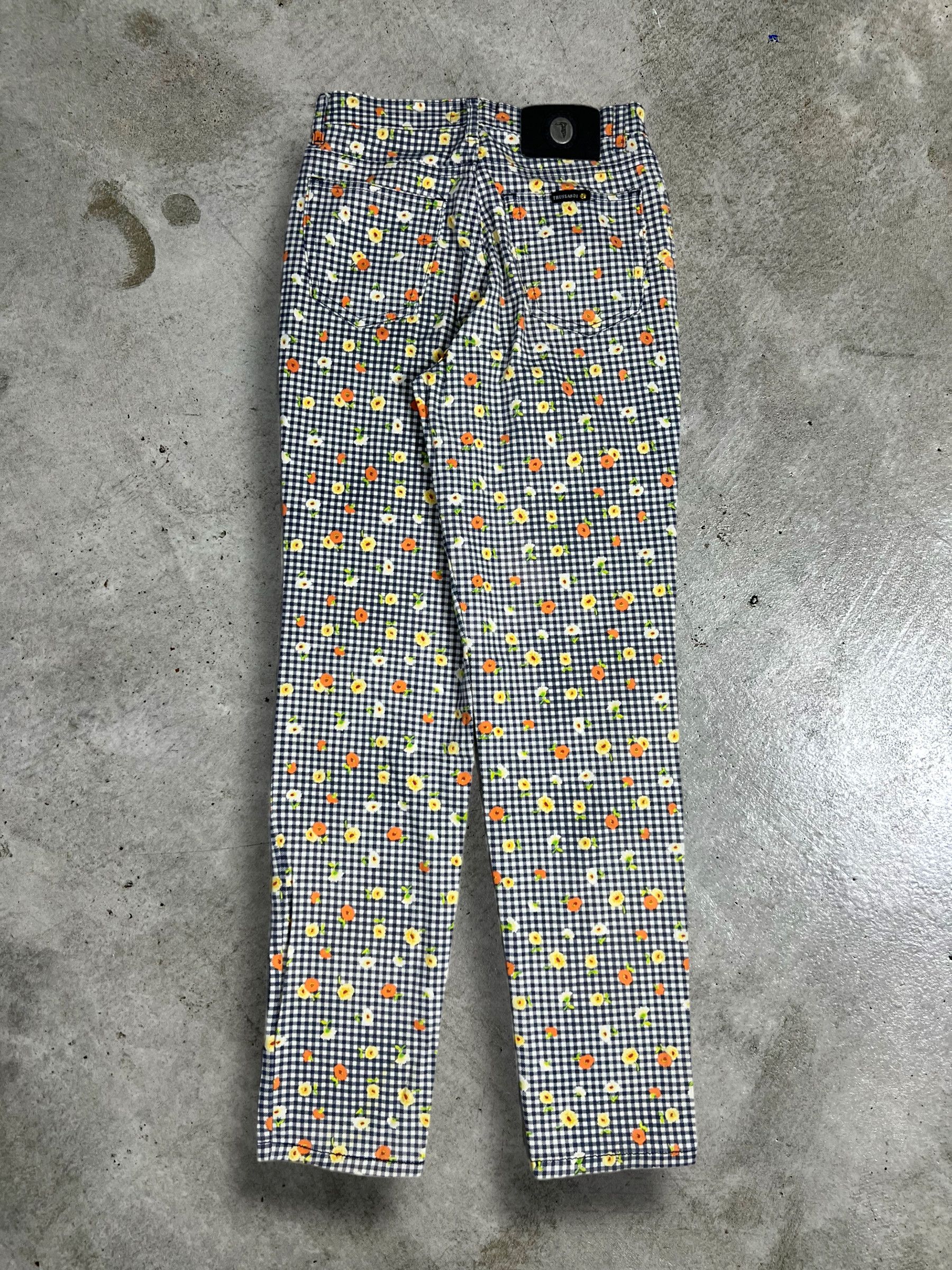Trussardi Vintage Trussardi Jeans Plaid Flower Denim GTMPT361 Size 28" / US 6 / IT 42 - 1 Thumbnail