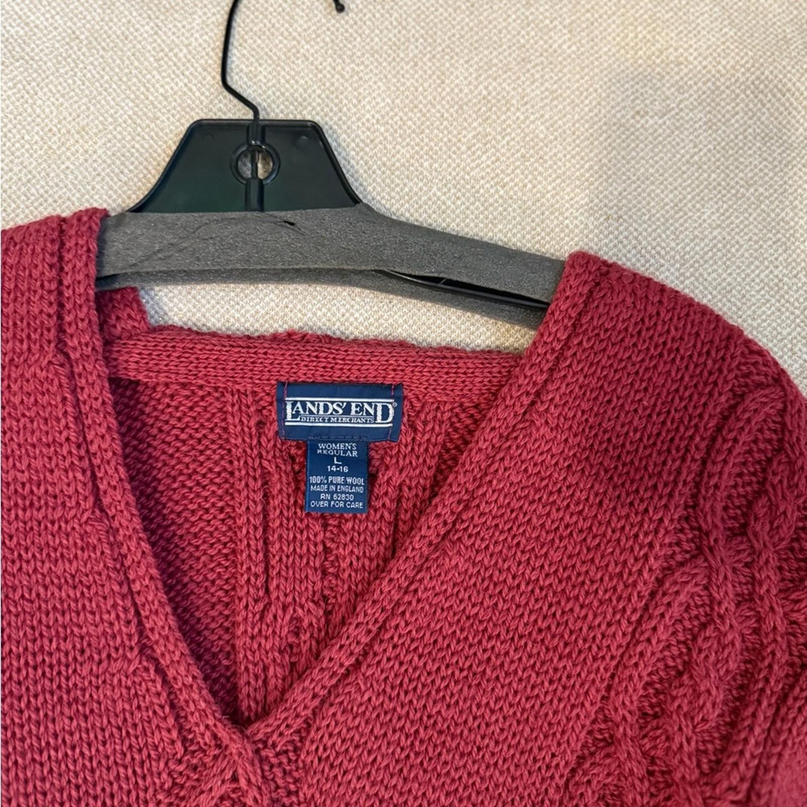 Lands' End Lands' End Women's Red V-Neck Cable Knit Sweater Size L / US 10 / IT 46 - 2 Thumbnail
