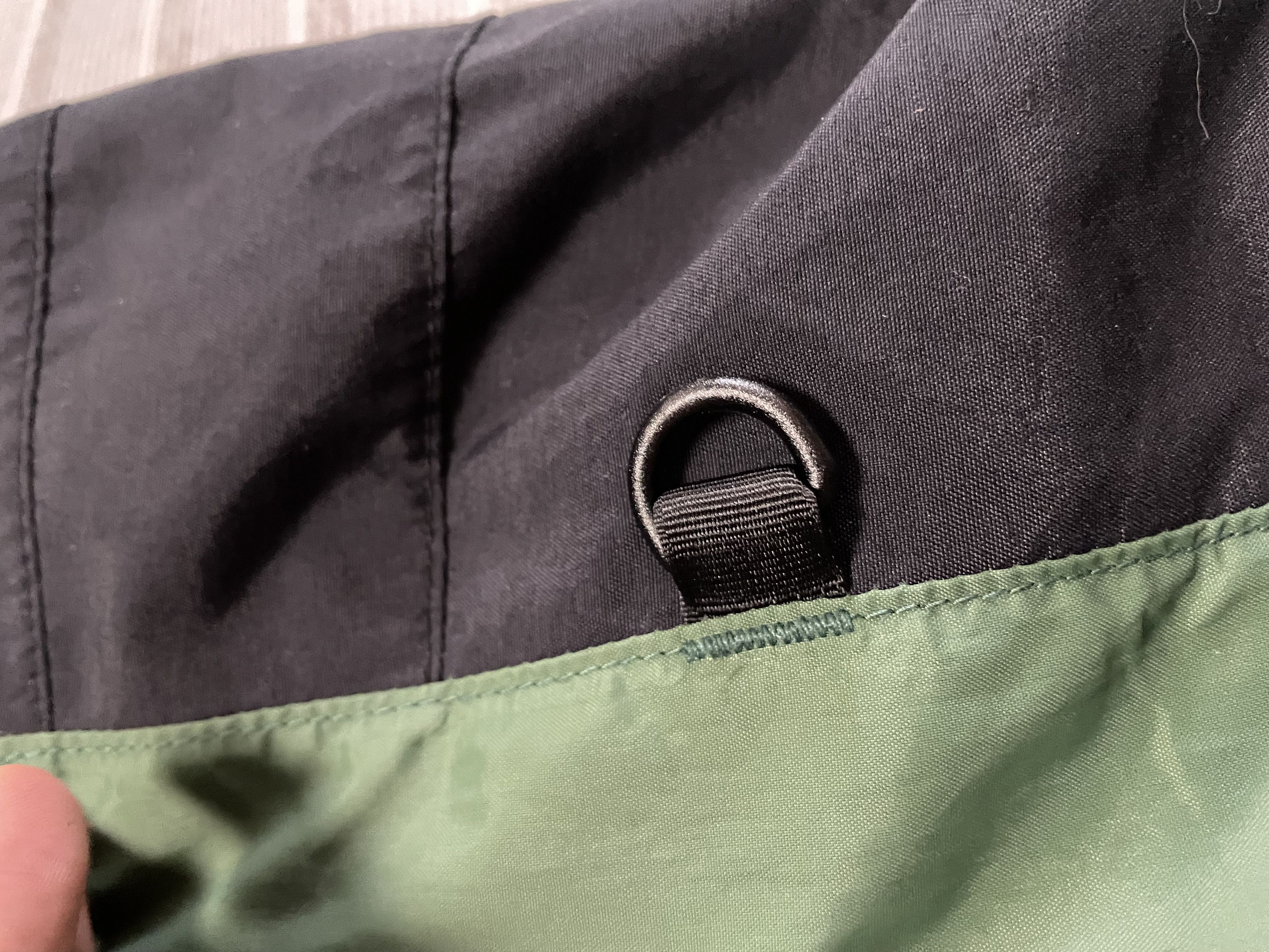 The North Face Vintage The North Face GTX 1990 Rain Jacket Large Size US L / EU 52-54 / 3 - 7 Thumbnail
