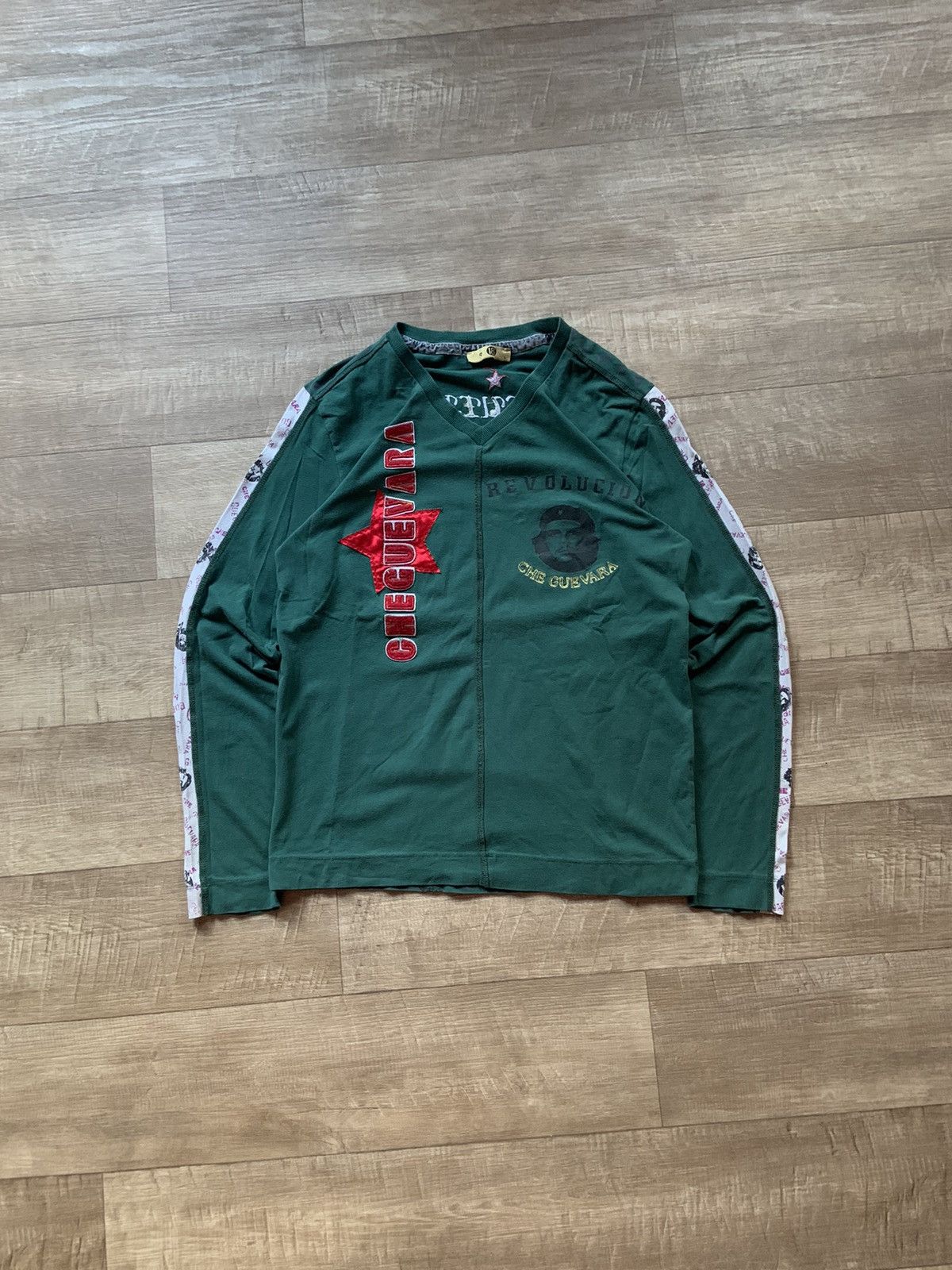 Vintage vintage che guevara revolution y2k patches longsleeve Size US L / EU 52-54 / 3 - 1 Thumbnail