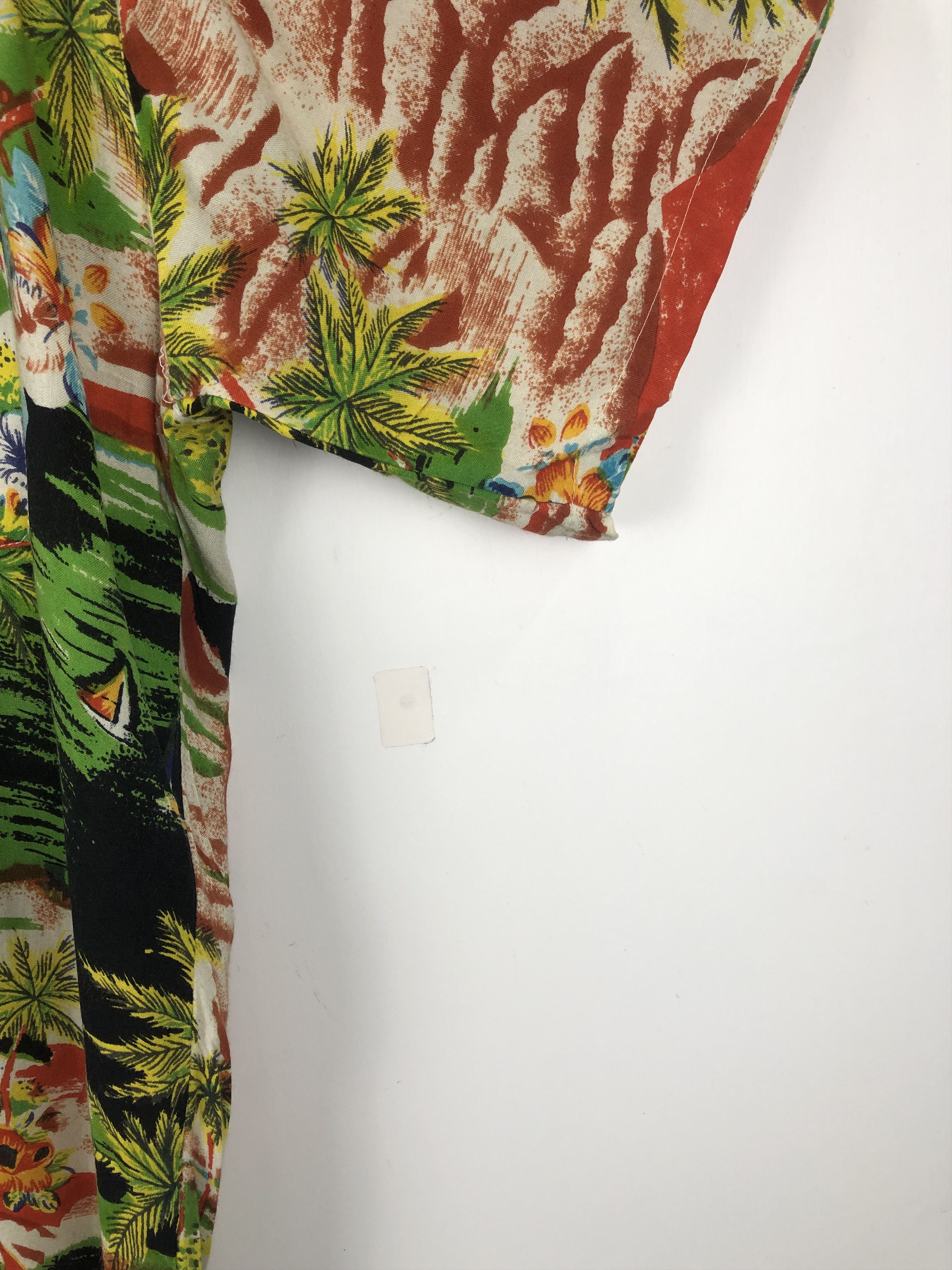 Vintage Vintage Hawaiian Sun Surf Rayon Motive Design TA0012 Size US L / EU 52-54 / 3 - 8 Thumbnail
